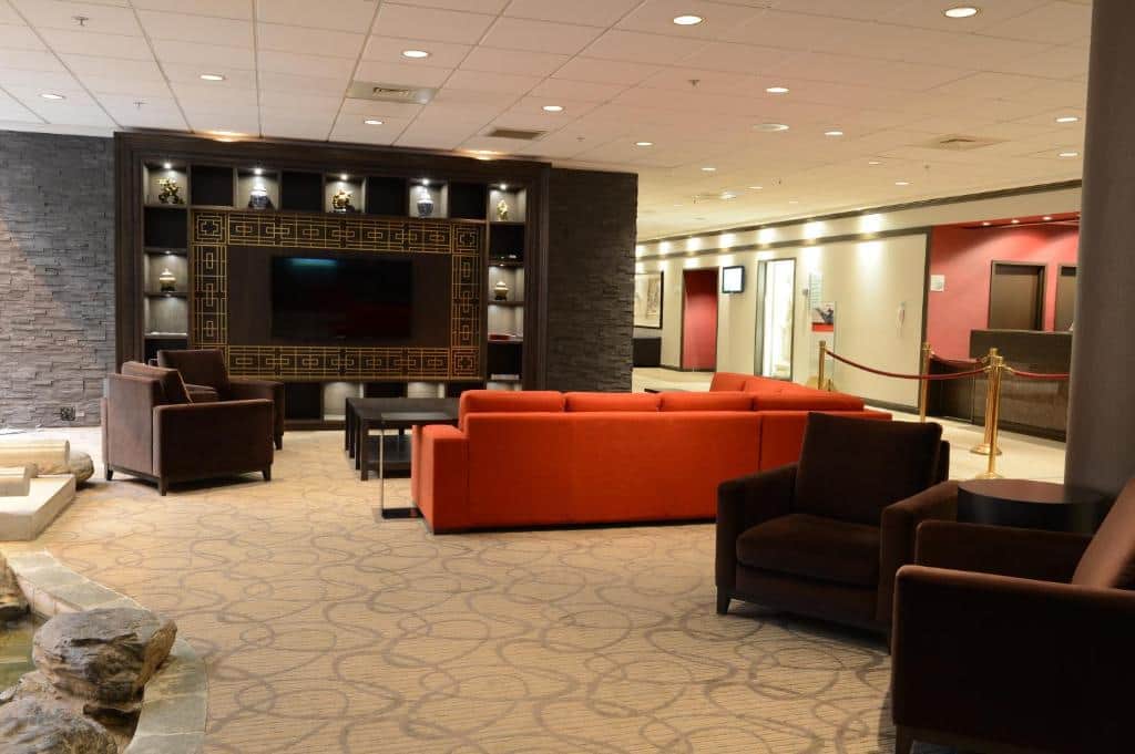 Holiday Inn Montreal Centre-Ville Downtown