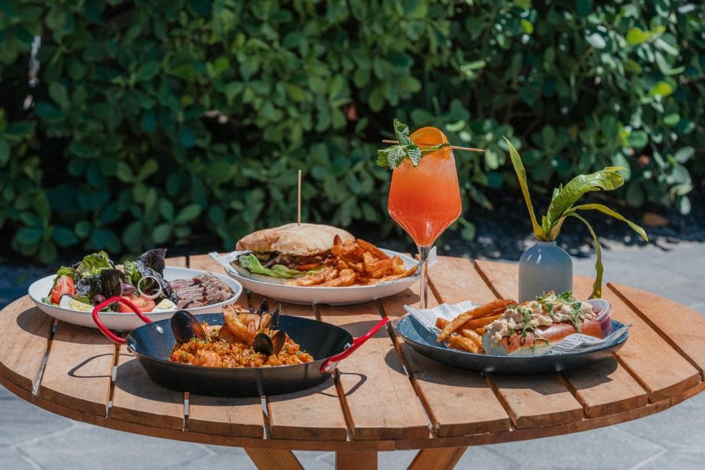 Kimpton Surfcomber Hotel by IHG