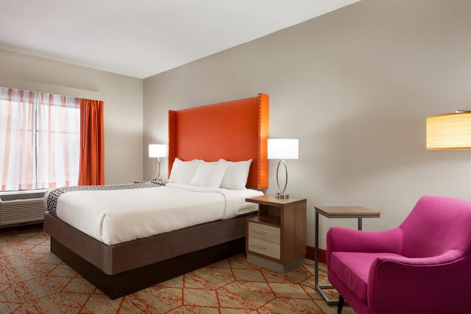 La Quinta Inn & Suites by Wyndham Lackawanna
