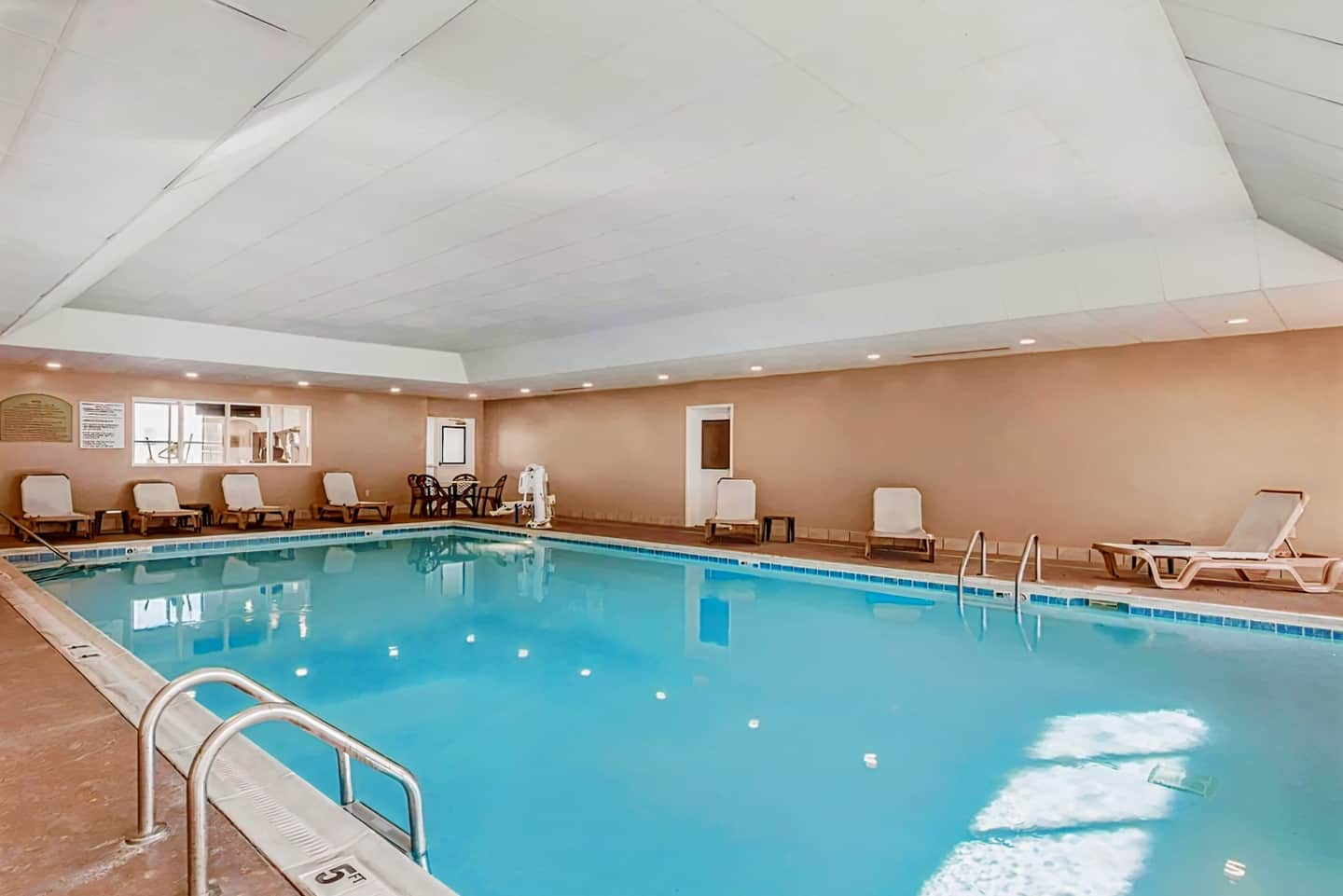 Comfort Suites Nashville