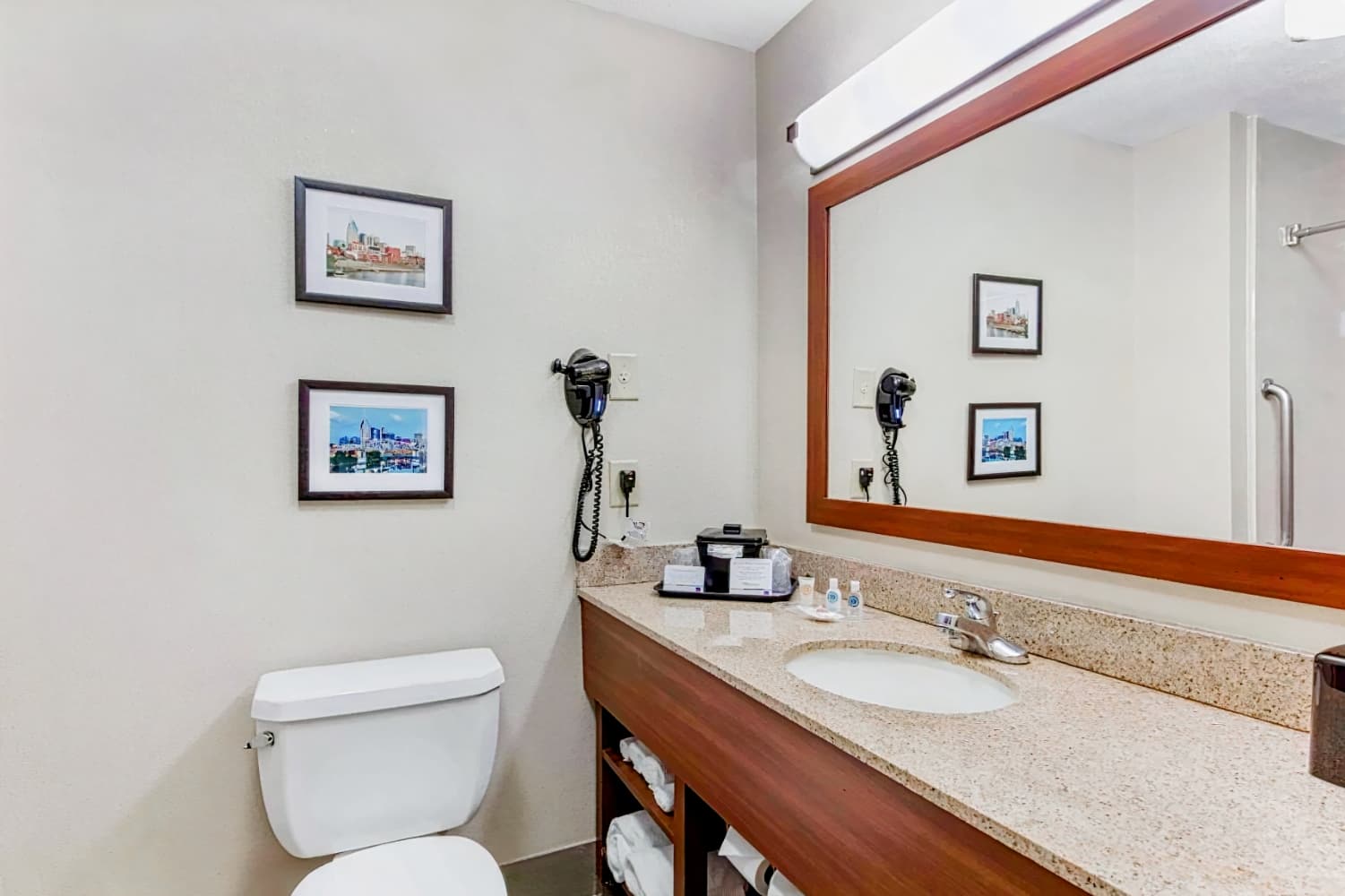 Comfort Suites Nashville