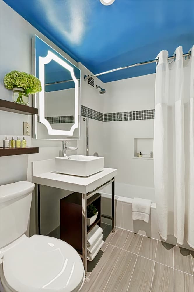 The Ven at Embassy Row, a Tribute Portfolio Hotel