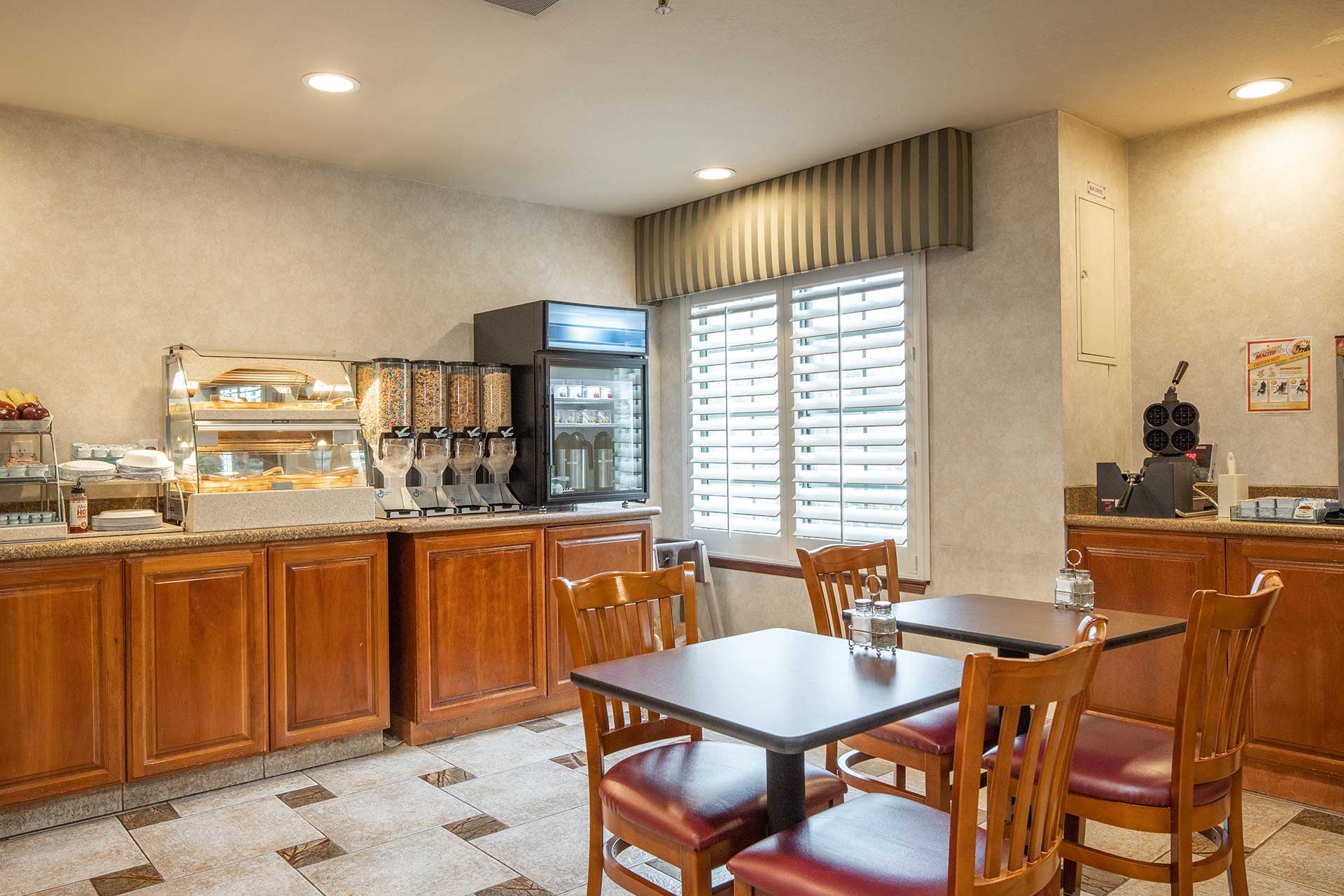 Atherton Park Inn & Suites