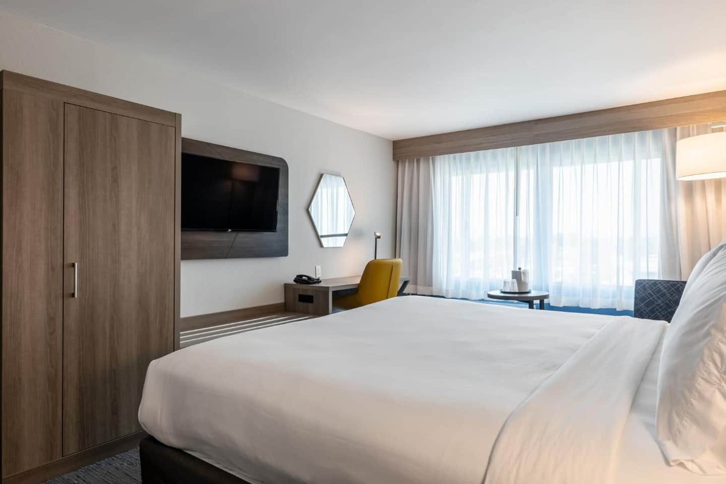 Holiday Inn Express Van Nuys