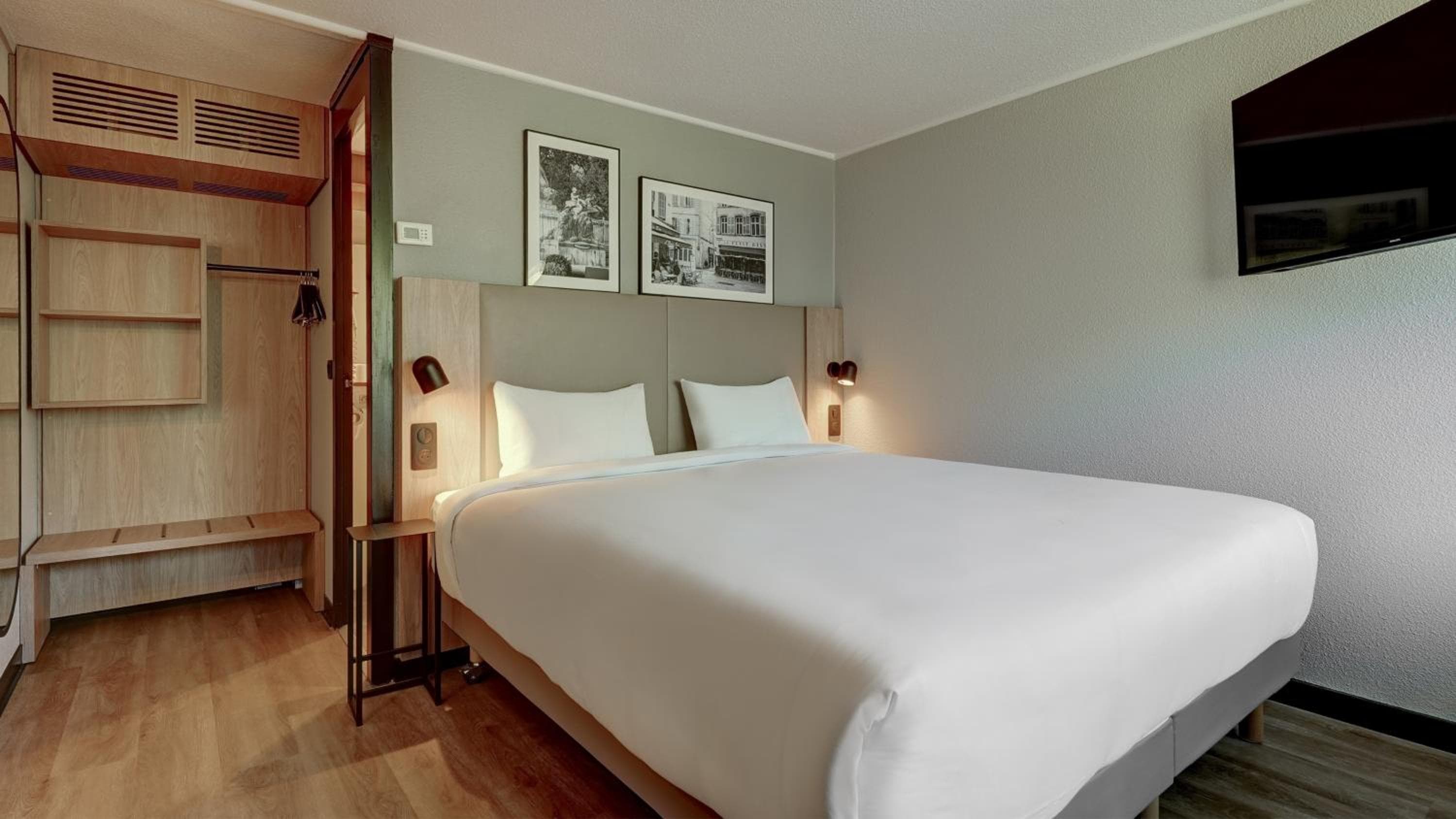 Campanile Cergy-Pontoise