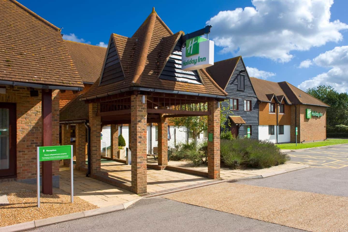 Holiday Inn Ashford Central