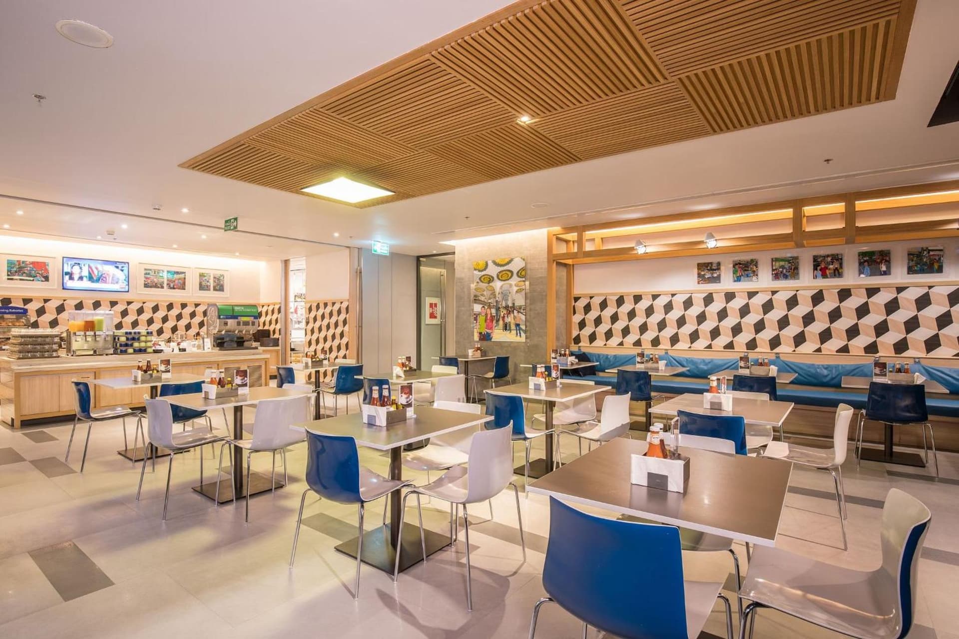 Holiday Inn Express Bangkok Sathorn