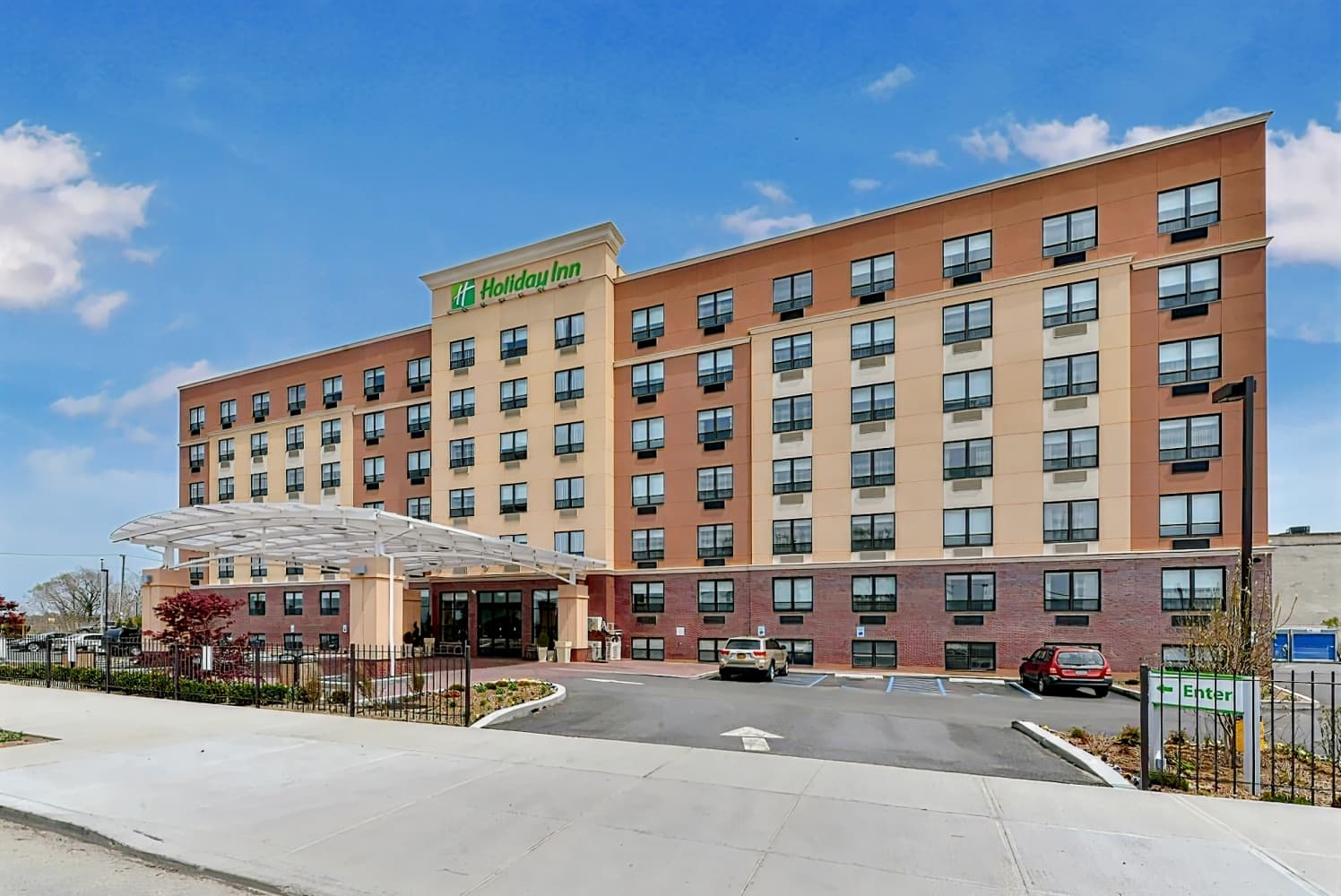 Holiday Inn New York JFK Airport Area