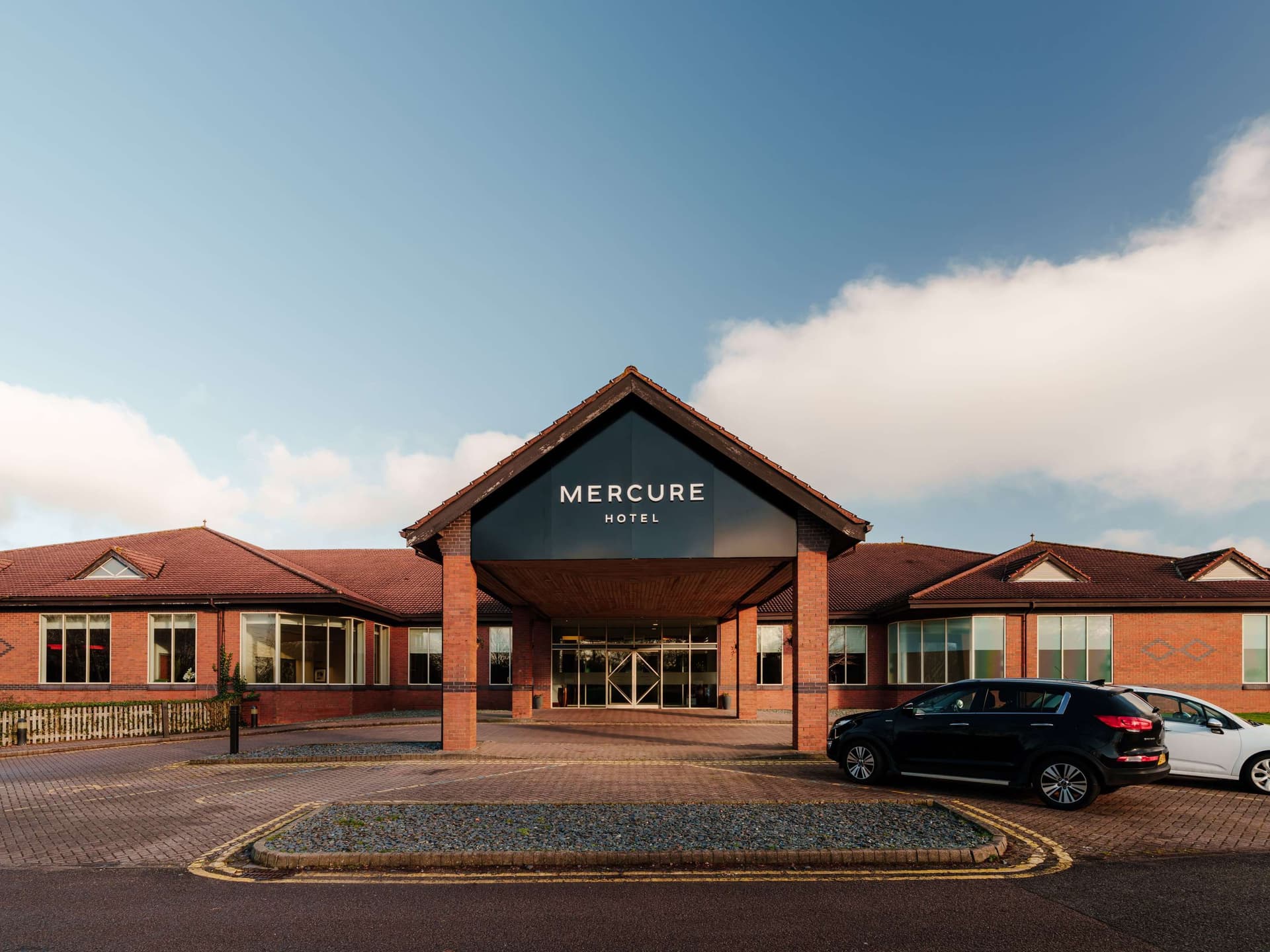 Mercure Daventry Court Hotel