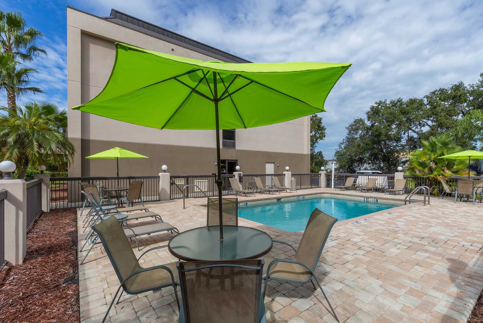 Brandon Center Hotel