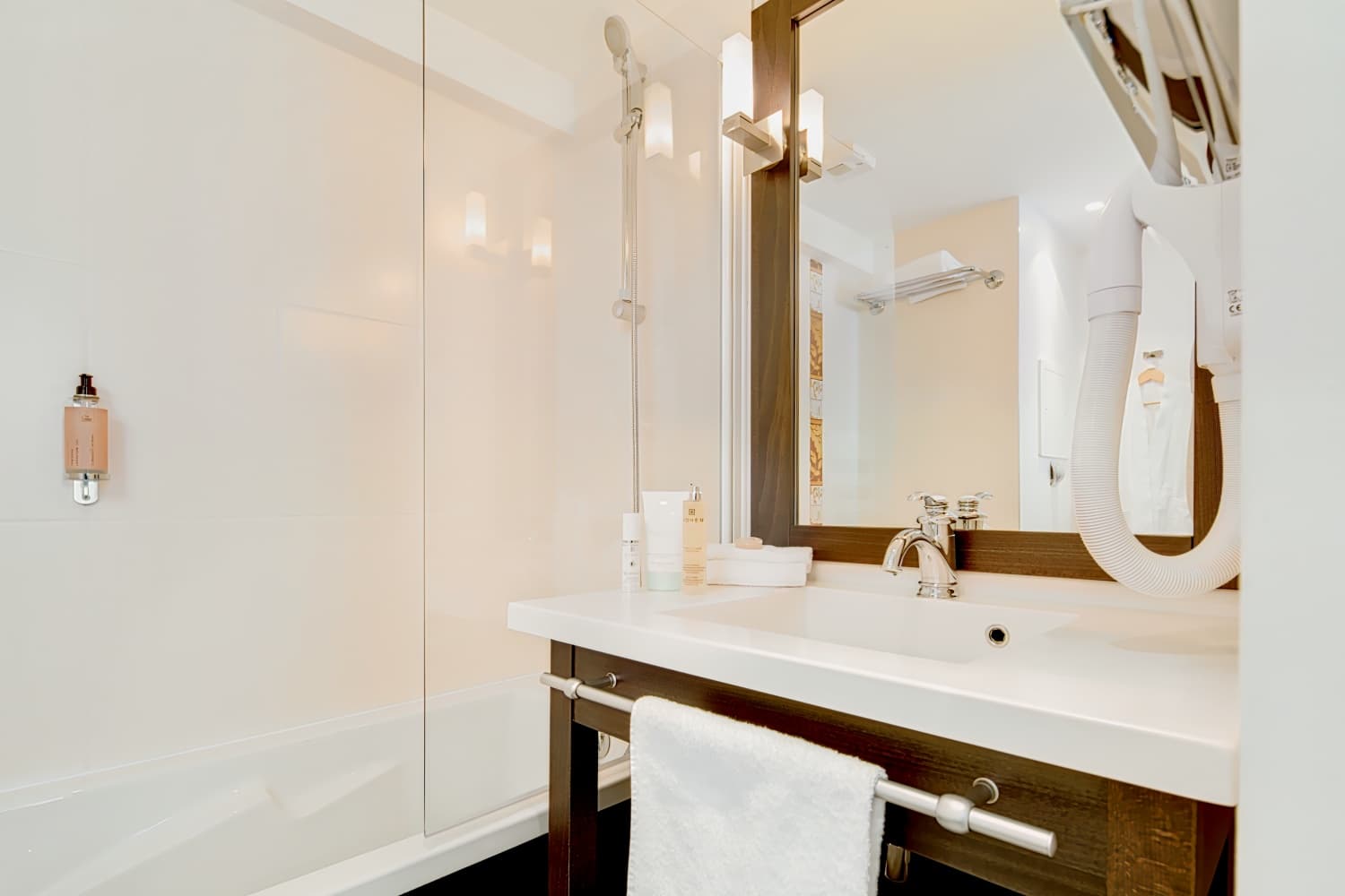 Seven Urban Suites Nantes Centre