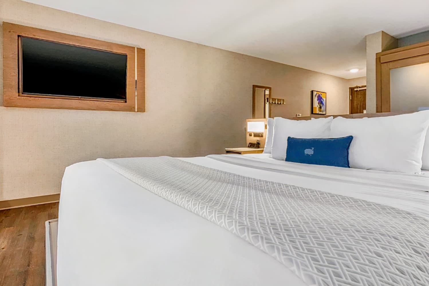 Cambria Hotel Milwaukee Downtown