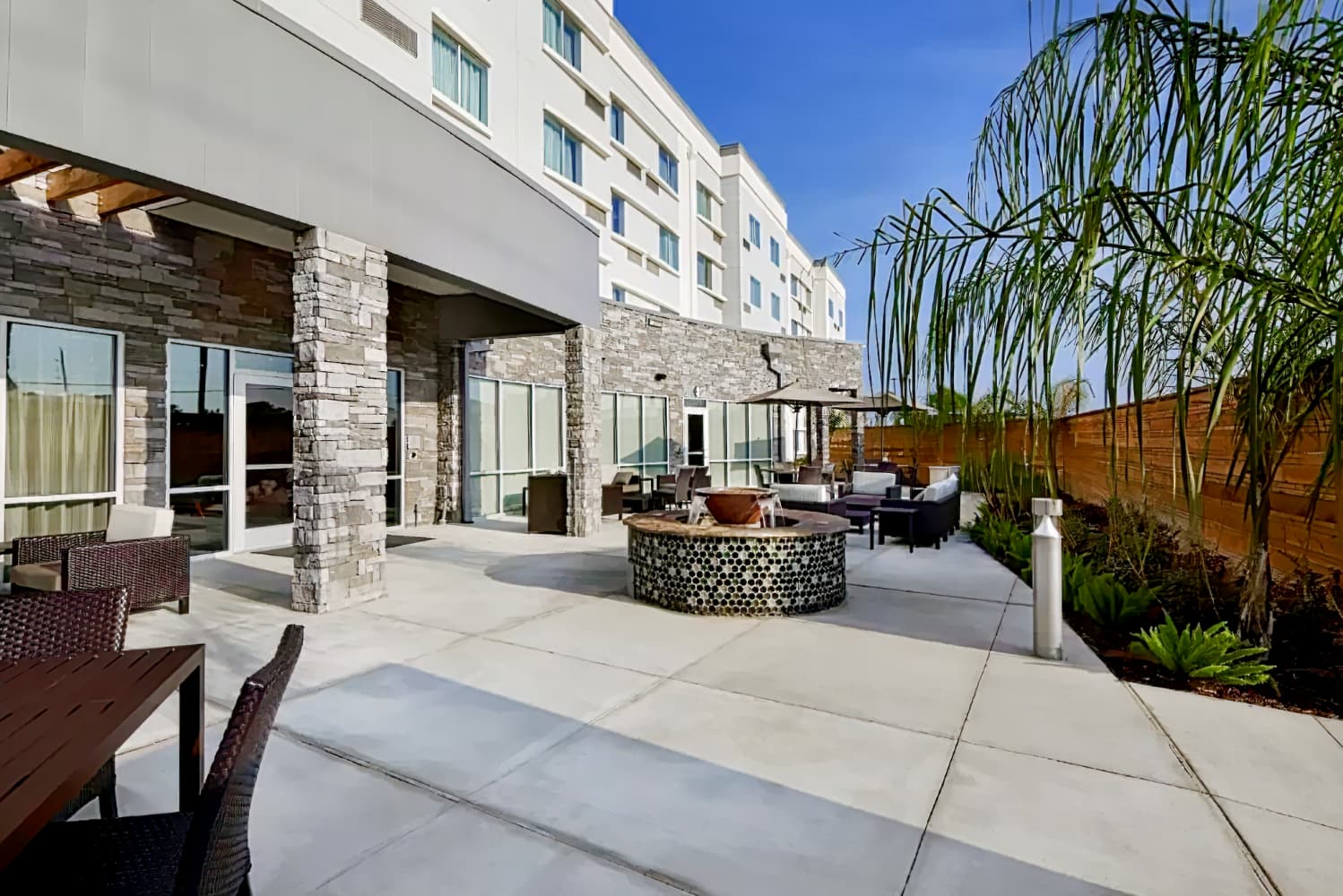 Courtyard by Marriott Houston Intercontinental Airport