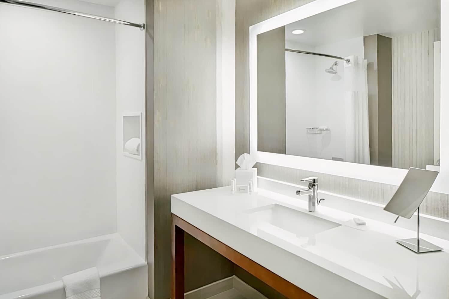 Courtyard by Marriott Houston Intercontinental Airport