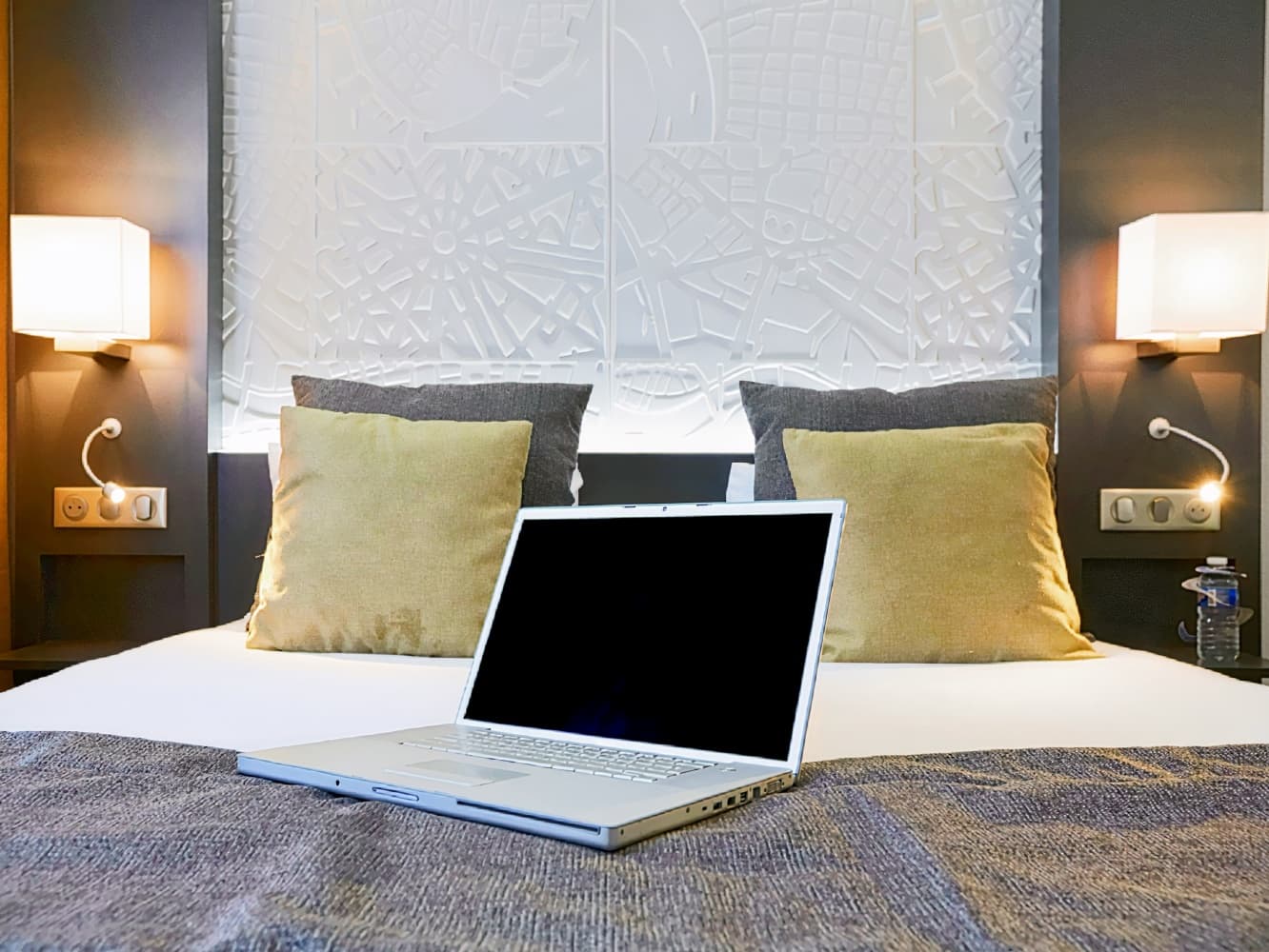 Kyriad Paris Ouest - Bezons La Défense