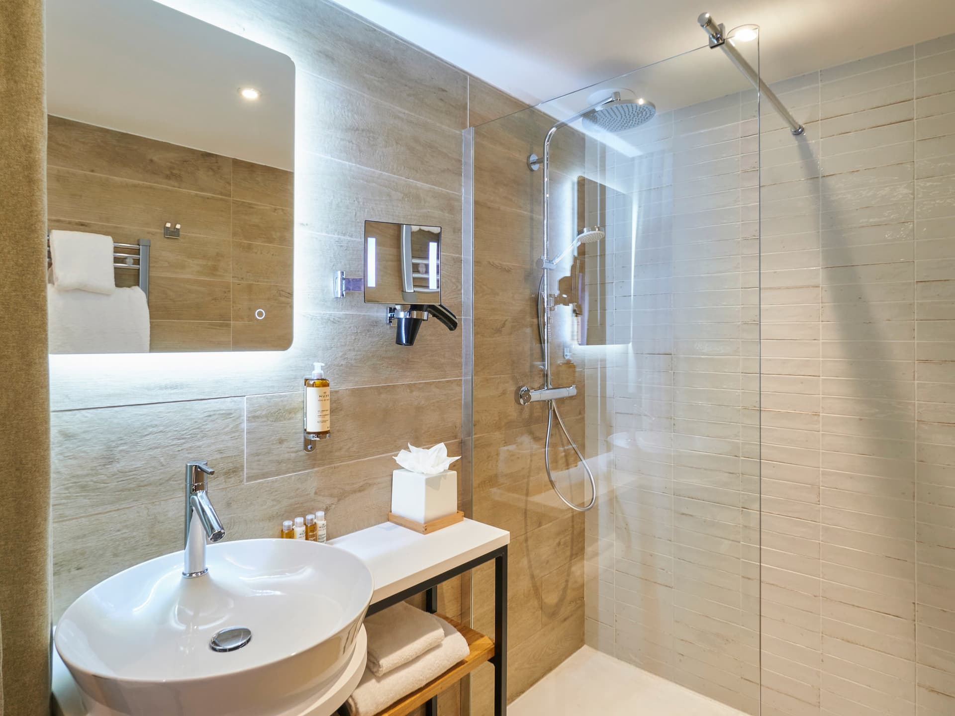 Mercure Avignon TGV Hotel & Spa
