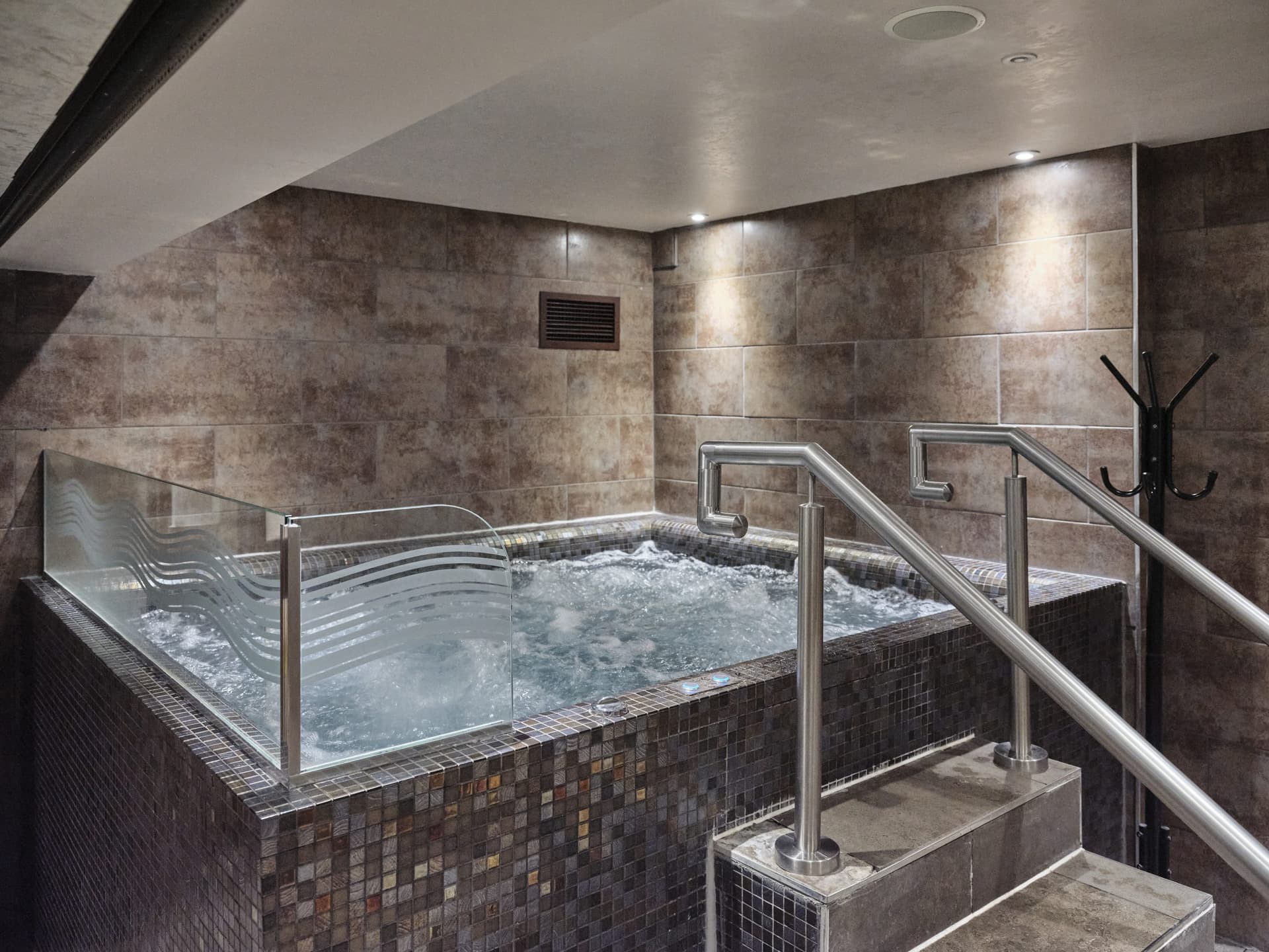 Best Western Premier Dover Marina Hotel & Spa
