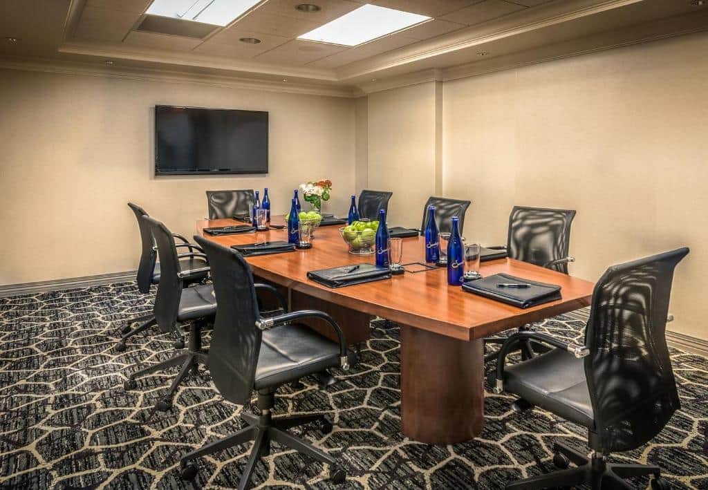 Courtyard by Marriott Bethesda Chevy Chase