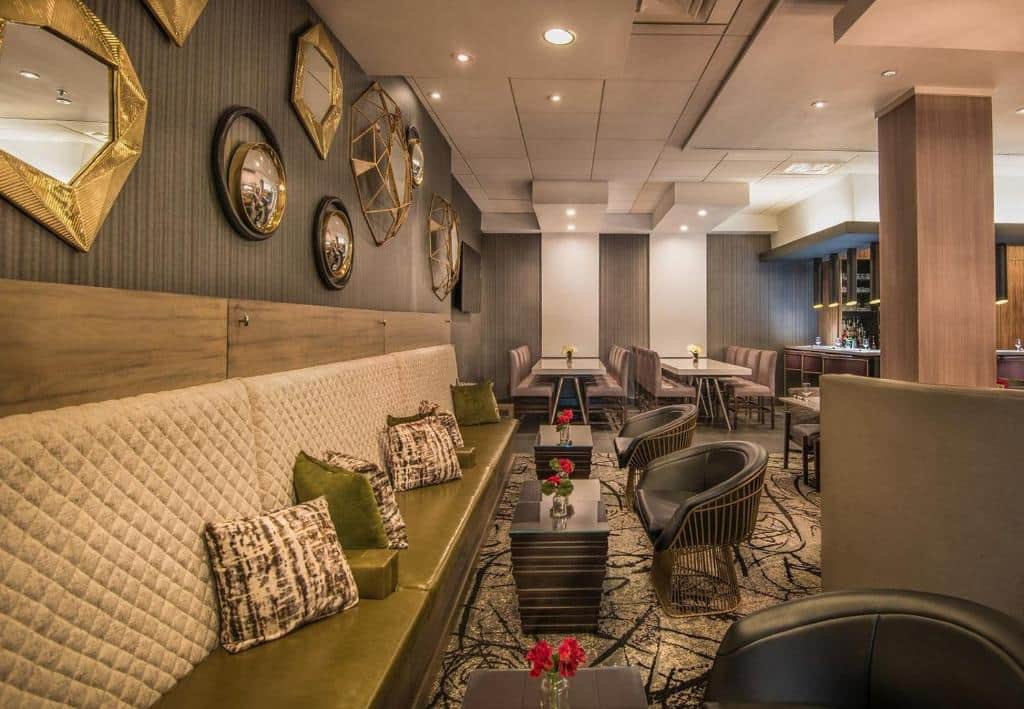 Courtyard by Marriott Bethesda Chevy Chase