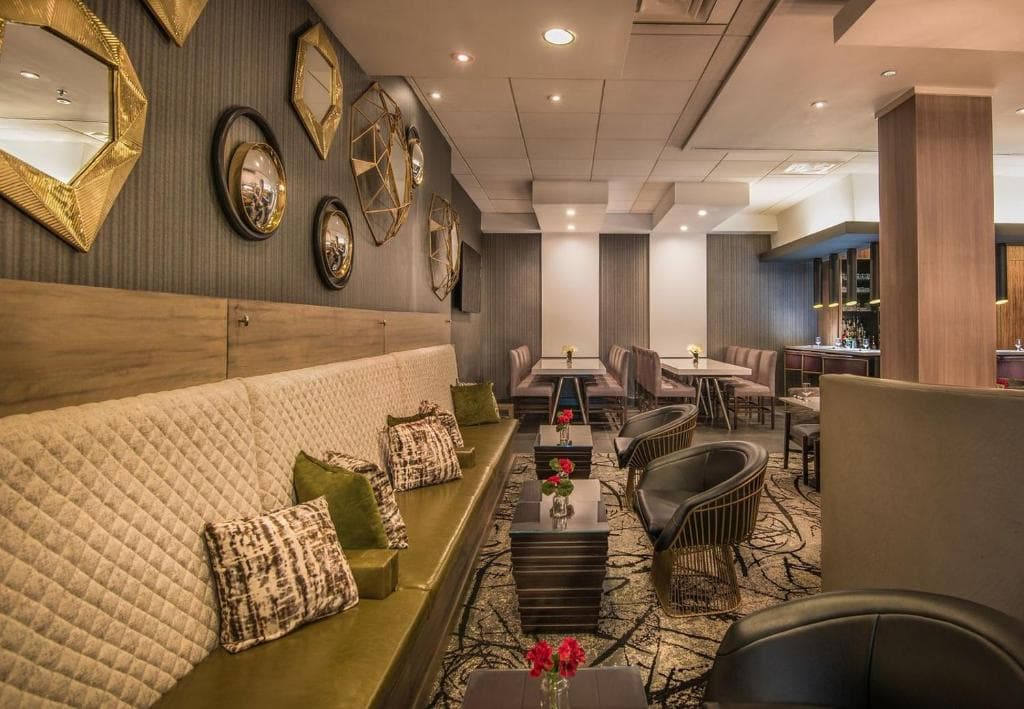 Courtyard by Marriott Bethesda Chevy Chase