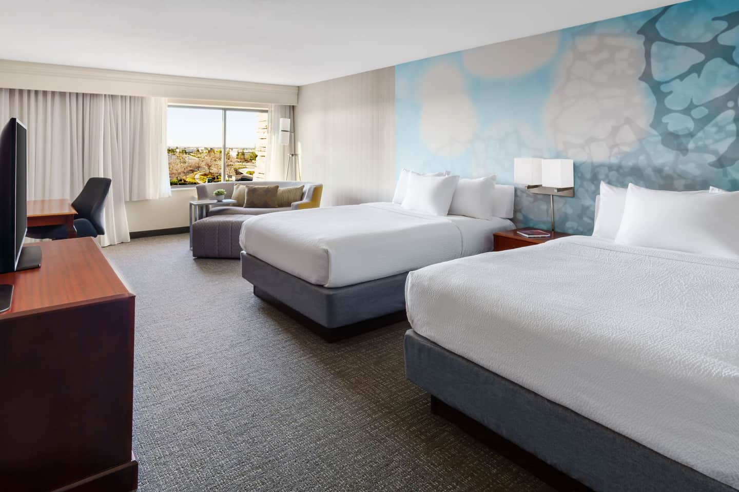 Courtyard by Marriott Roseville Galleria Mall/Creekside Ridge Drive