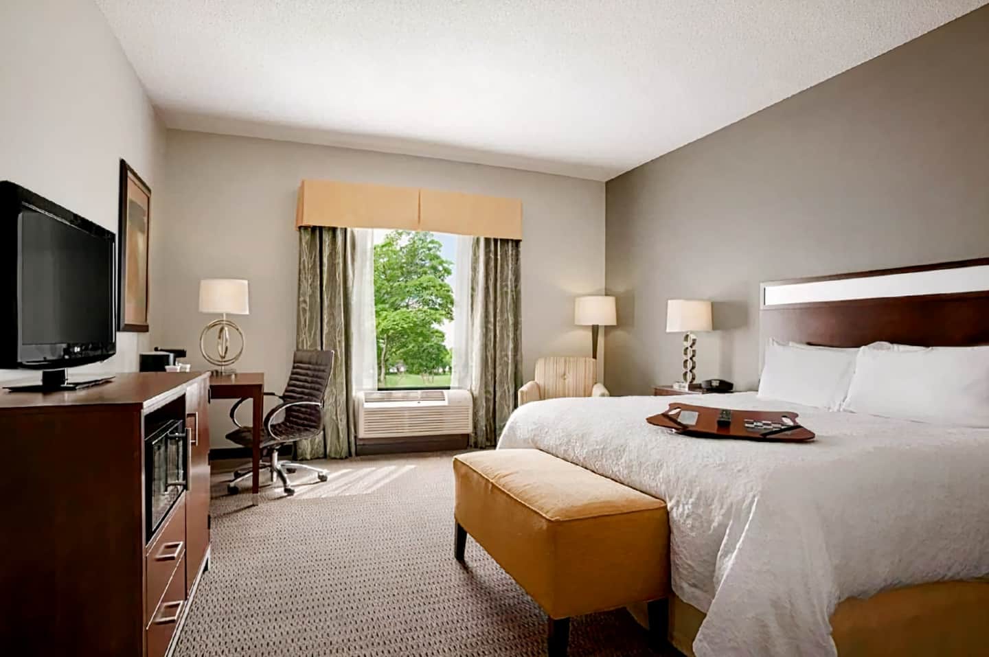 Hampton Inn & Suites Mansfield