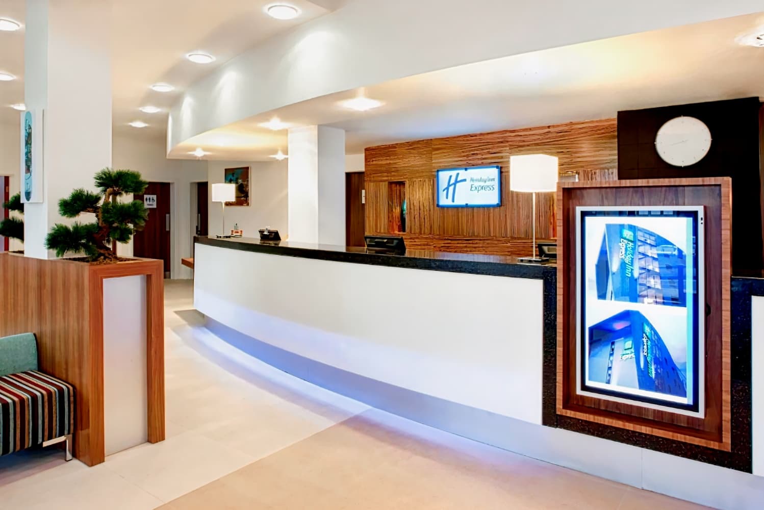 Holiday Inn Express Tamworth