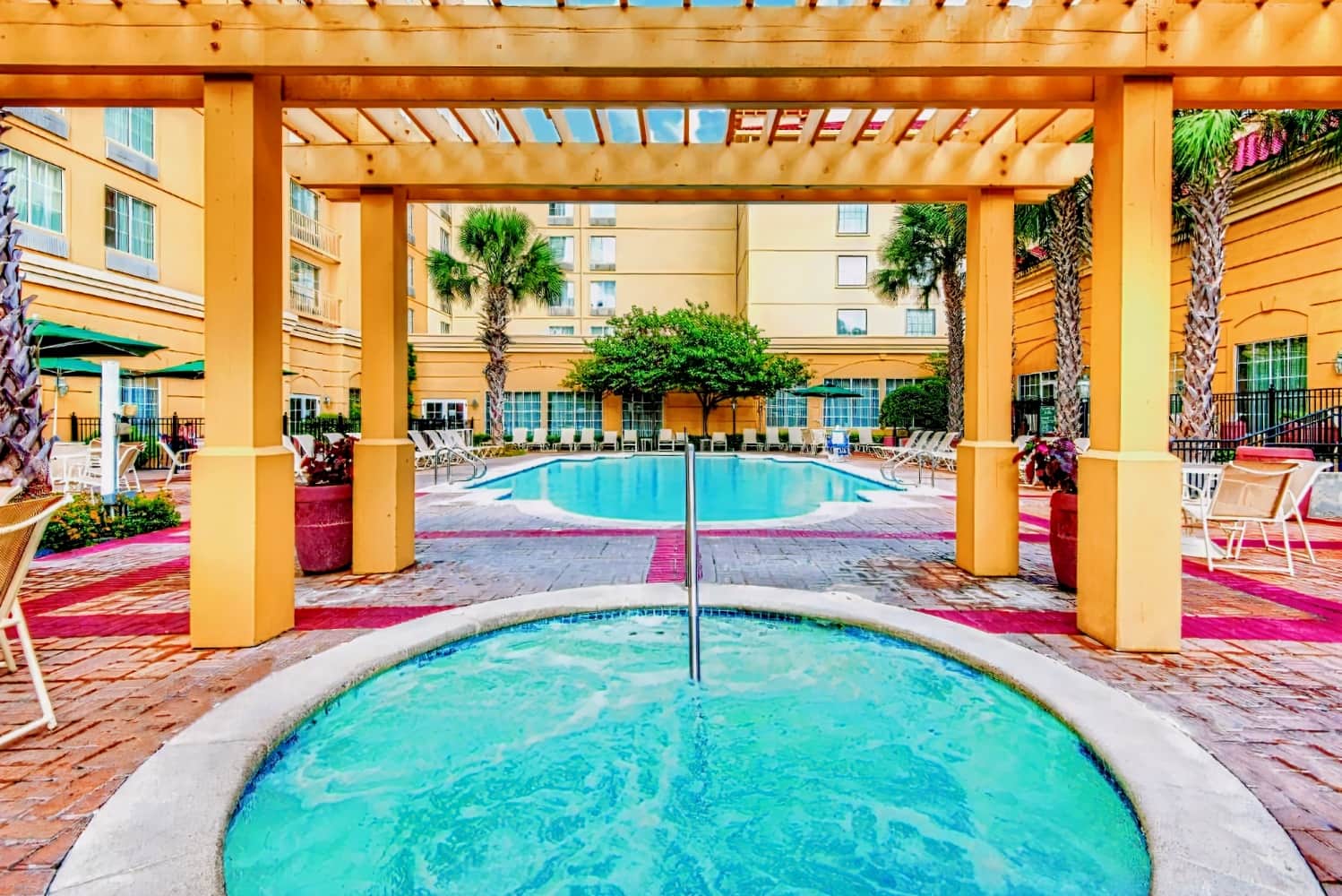 La Quinta Inn & Suites by Wyndham San Antonio Riverwalk