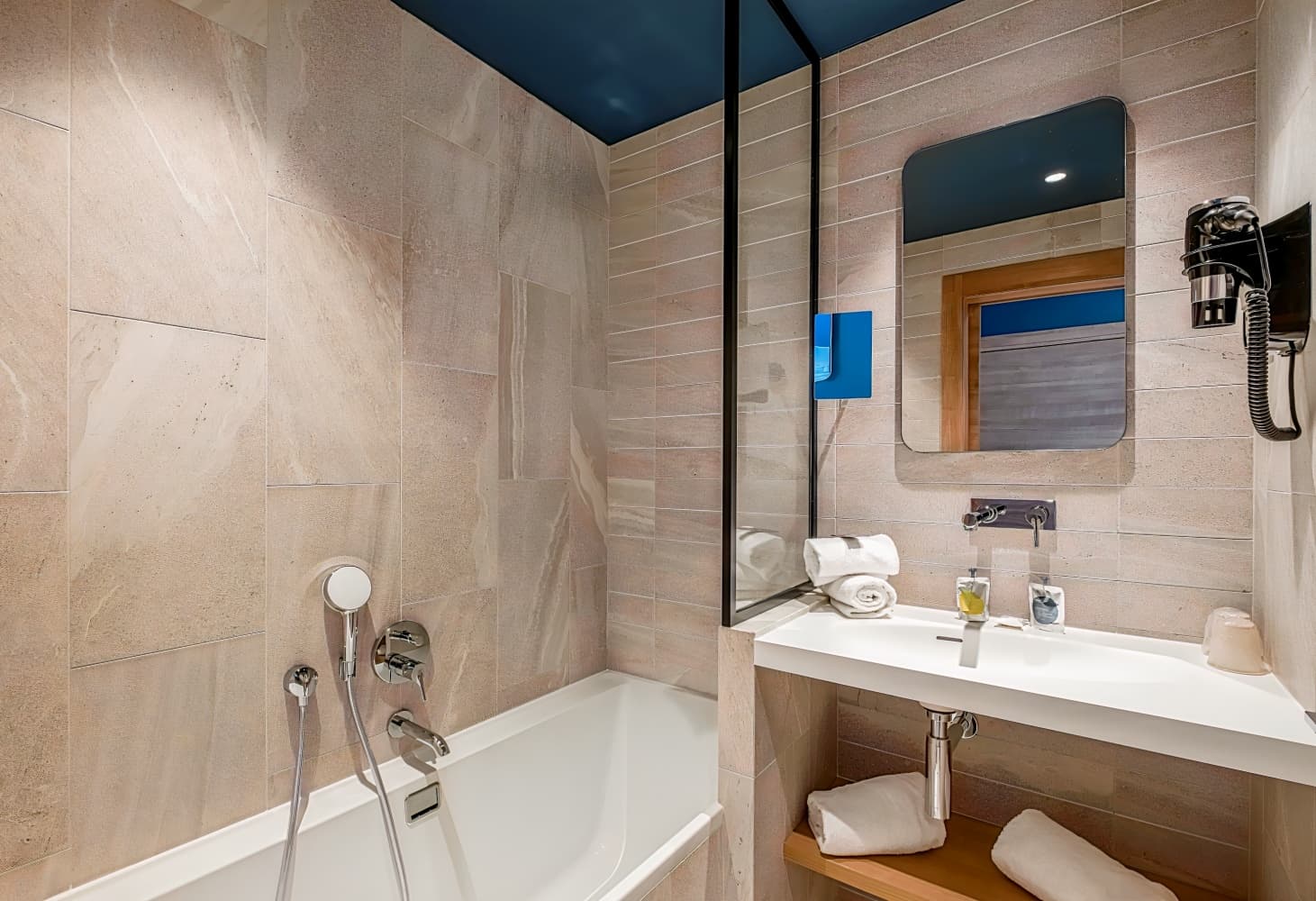 Kyriad Lyon Ouest Limonest