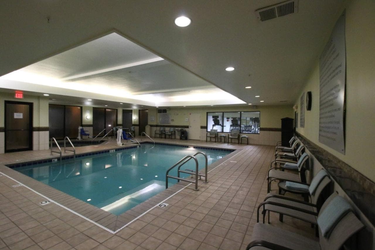 Courtyard by Marriott Indianapolis South