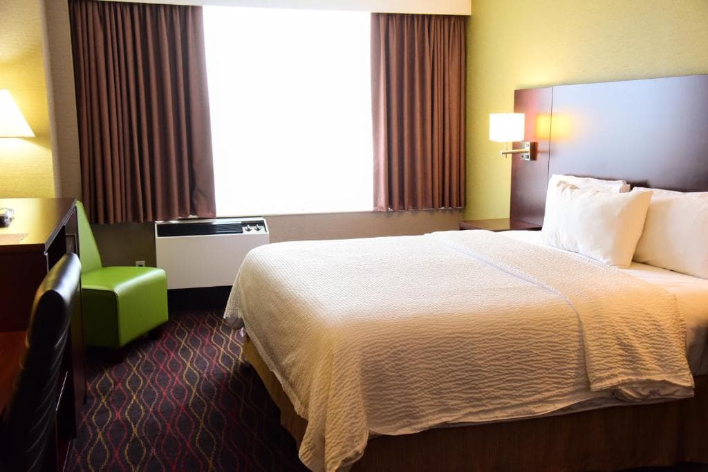 Days Inn by Wyndham Ottawa West