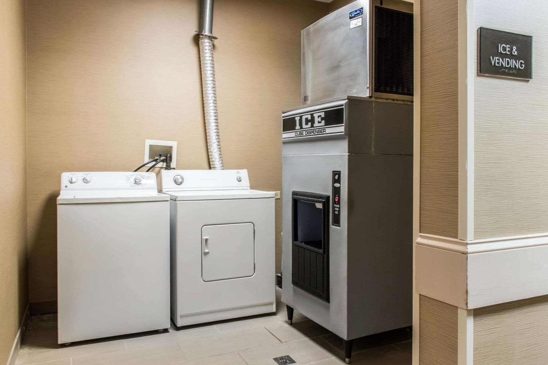 Comfort Inn Lancaster County