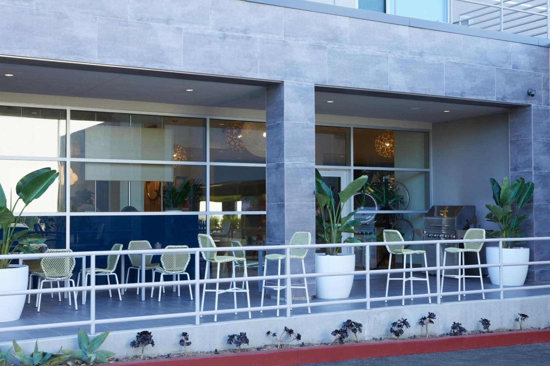 Element Irvine