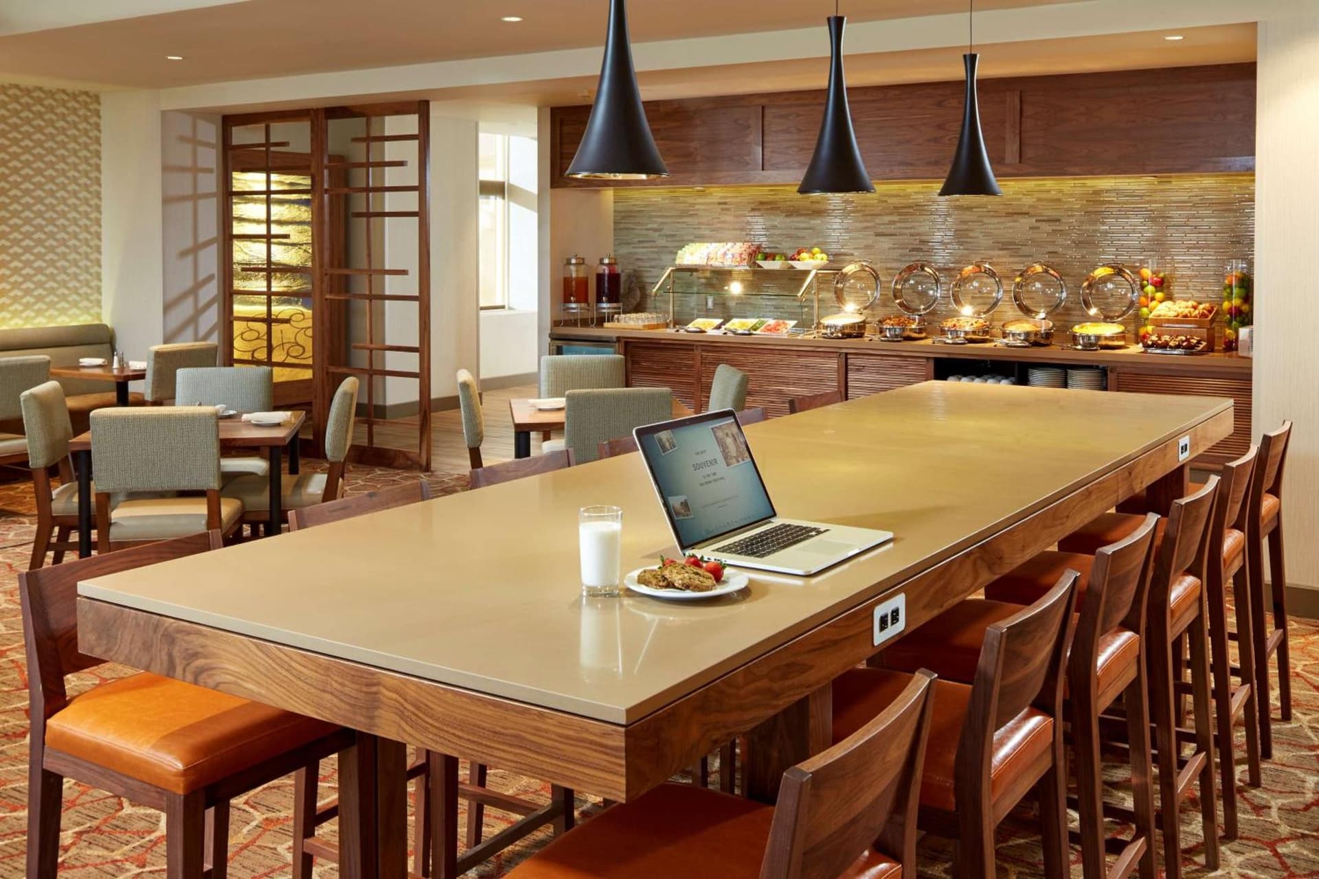 DoubleTree by Hilton LAX - El Segundo