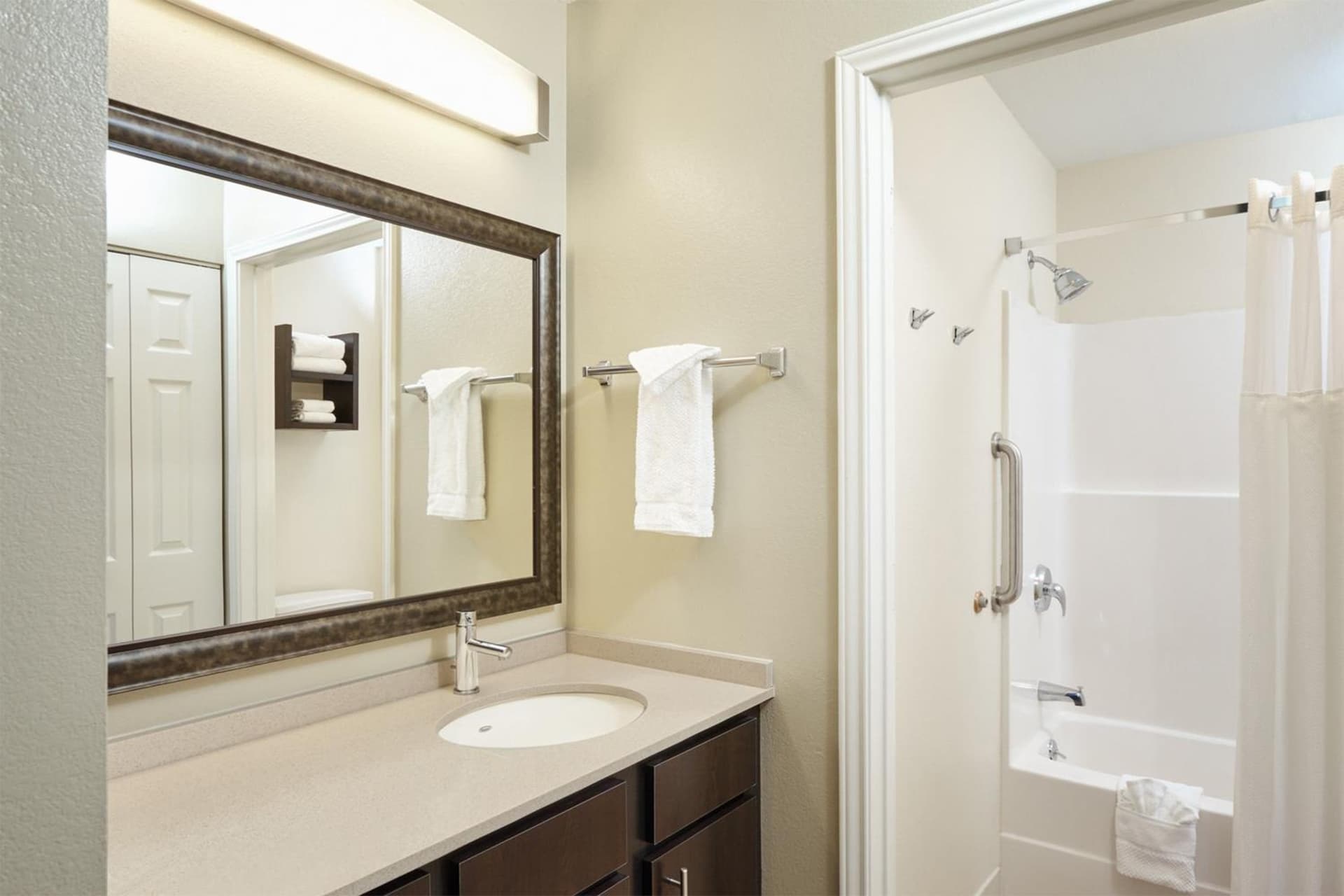 Staybridge Suites Lincolnshire, an IHG Hotel
