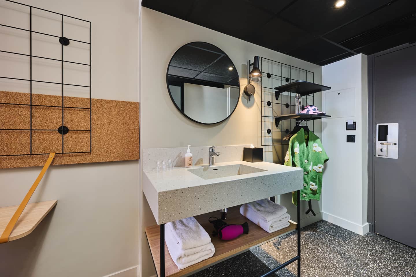 Moxy Annecy