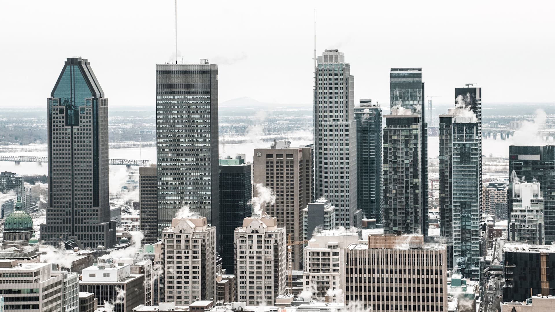 Vogue Hotel Montreal Downtown, Curio Collection by Hilton