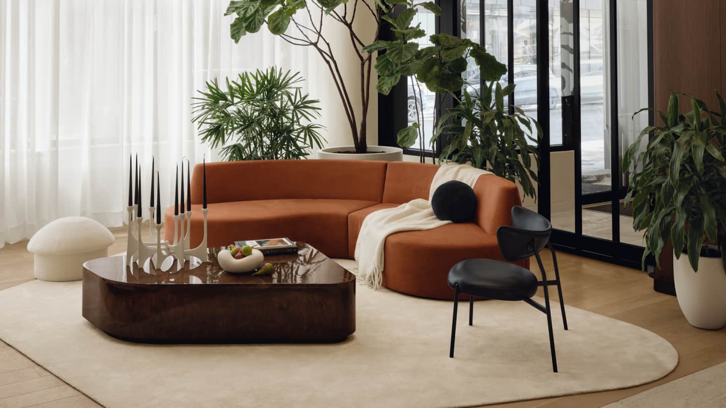 Vogue Hotel Montreal Downtown, Curio Collection by Hilton