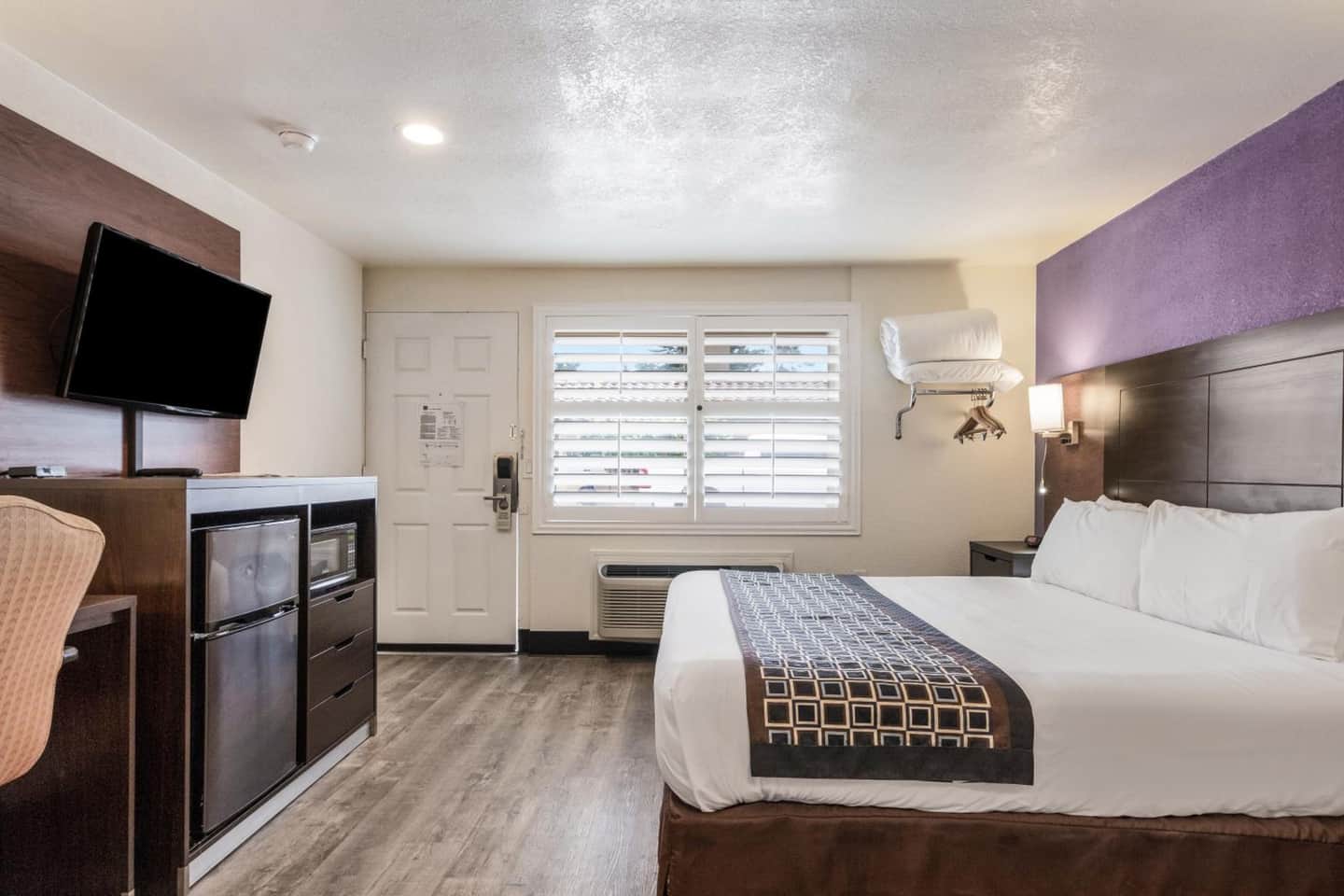Rodeway Inn near Downtown Monterey