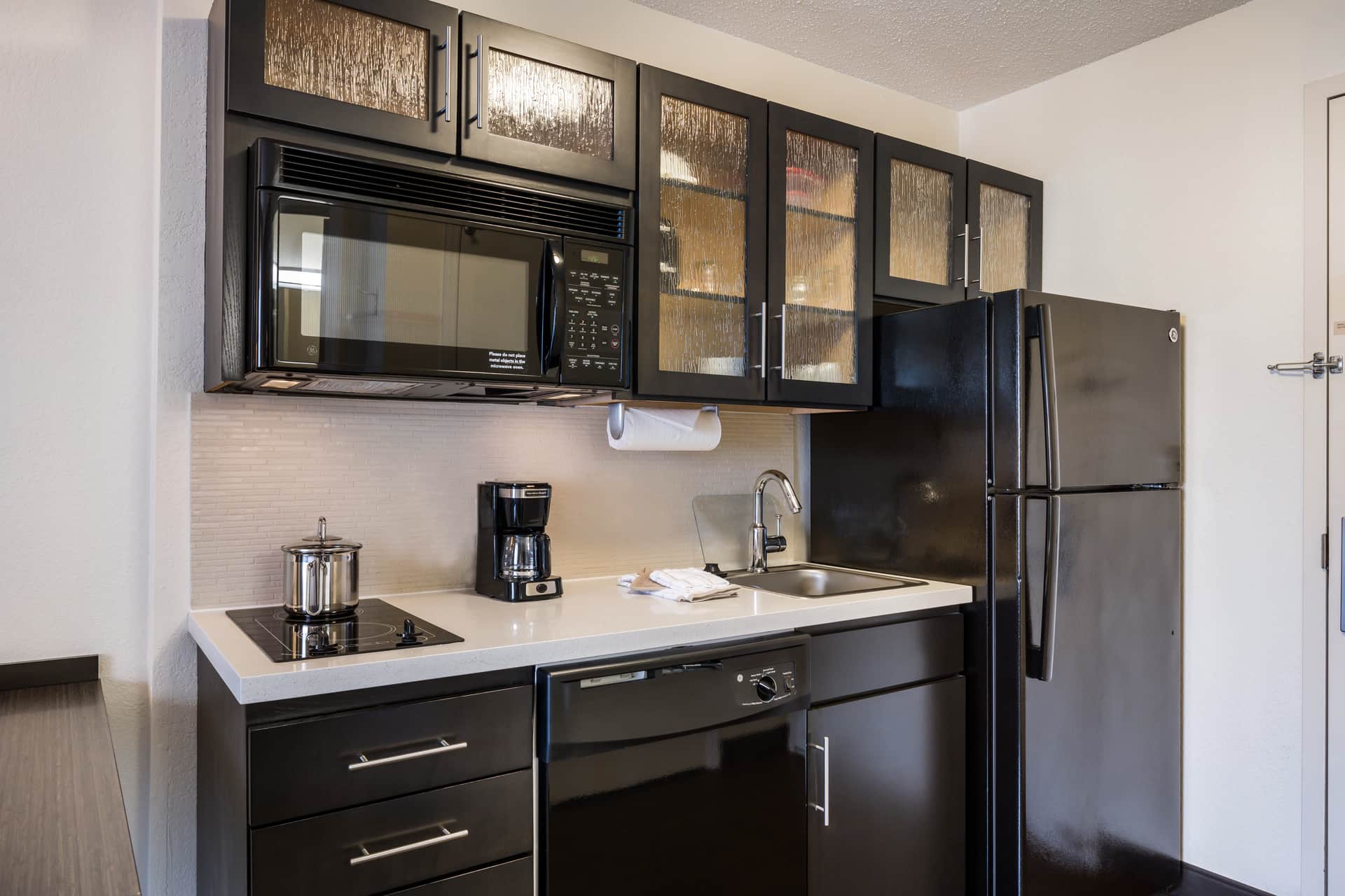 Sonesta Simply Suites Baltimore BWI Airport