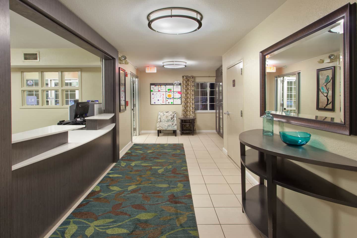 Sonesta Simply Suites Detroit Warren
