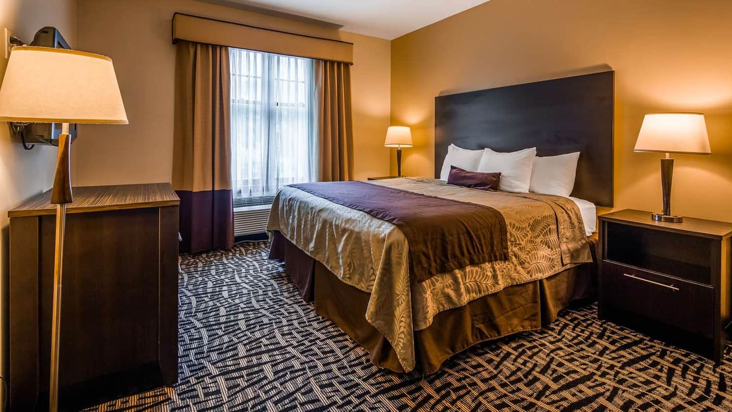 Best Western Plus The Inn & Suites At The Falls