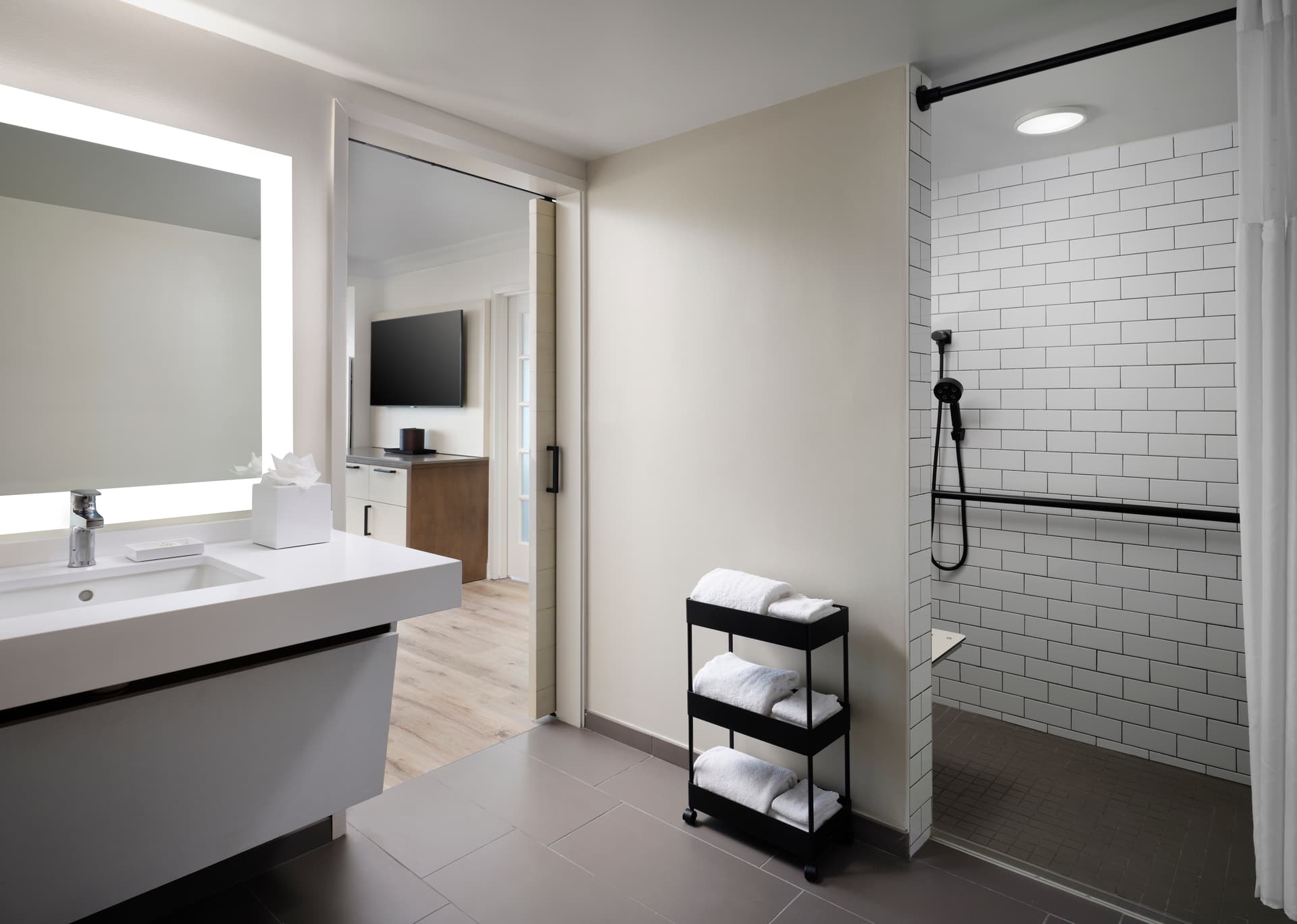 Sonesta Irvine