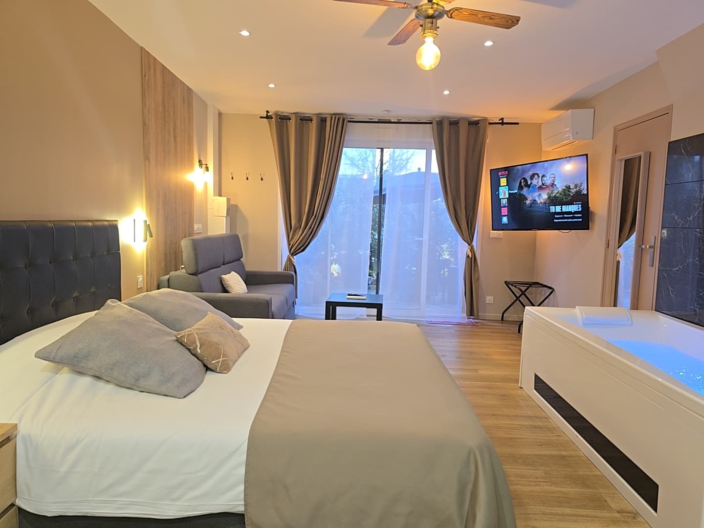 Appart Hotel Spa Perpignan