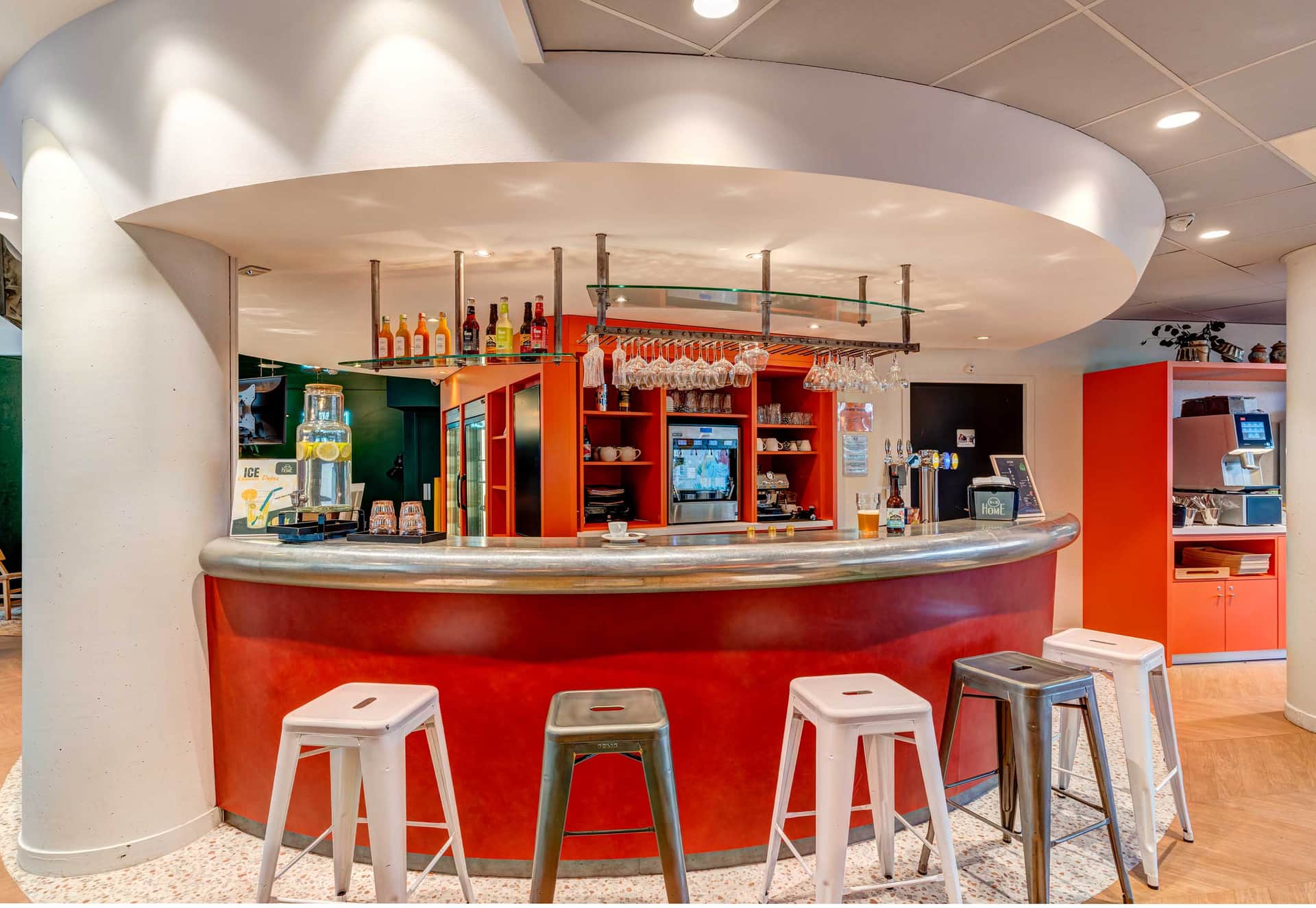 B&B HOME Rueil-Malmaison Gare