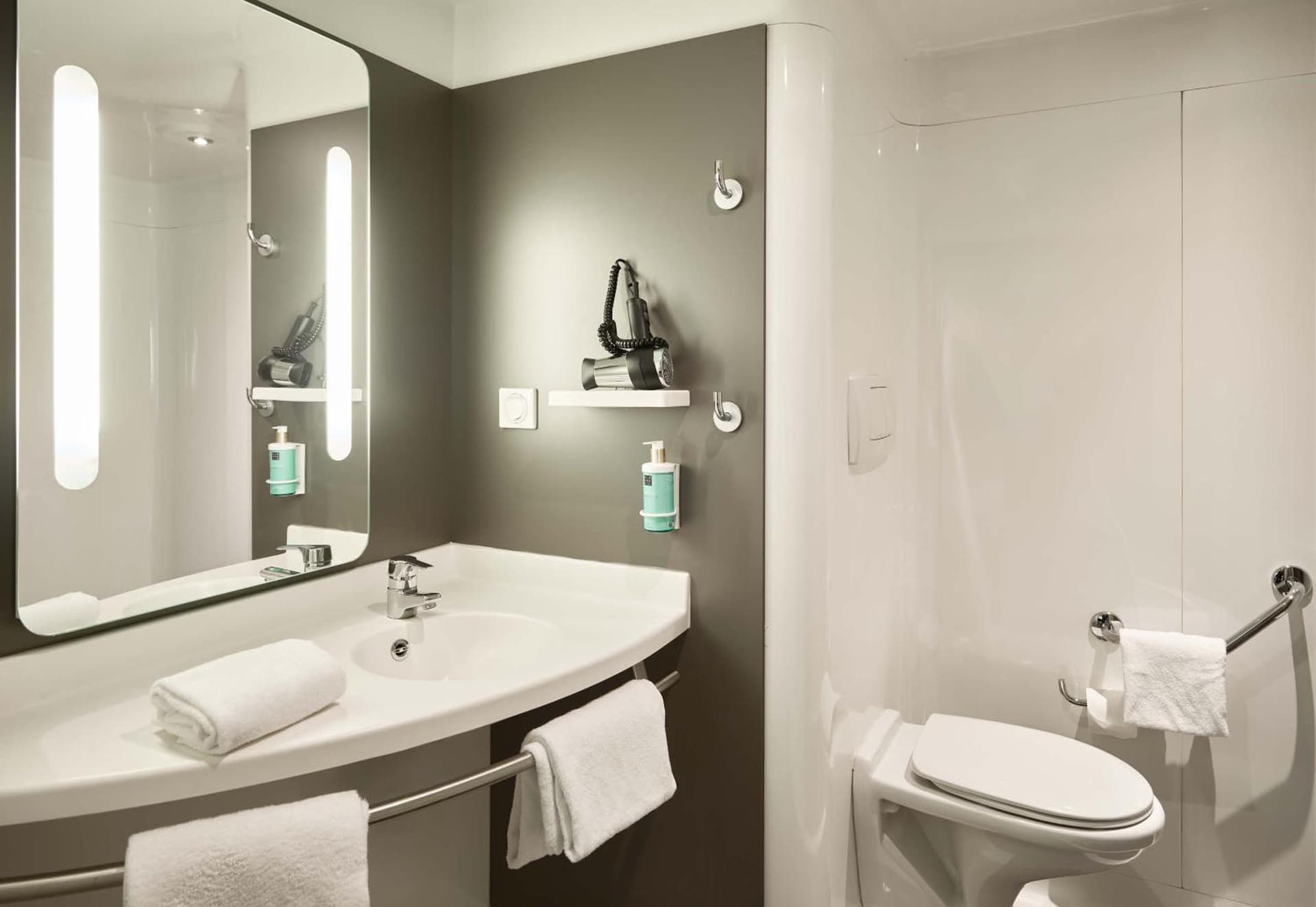 B&B HOTEL Vélizy Est