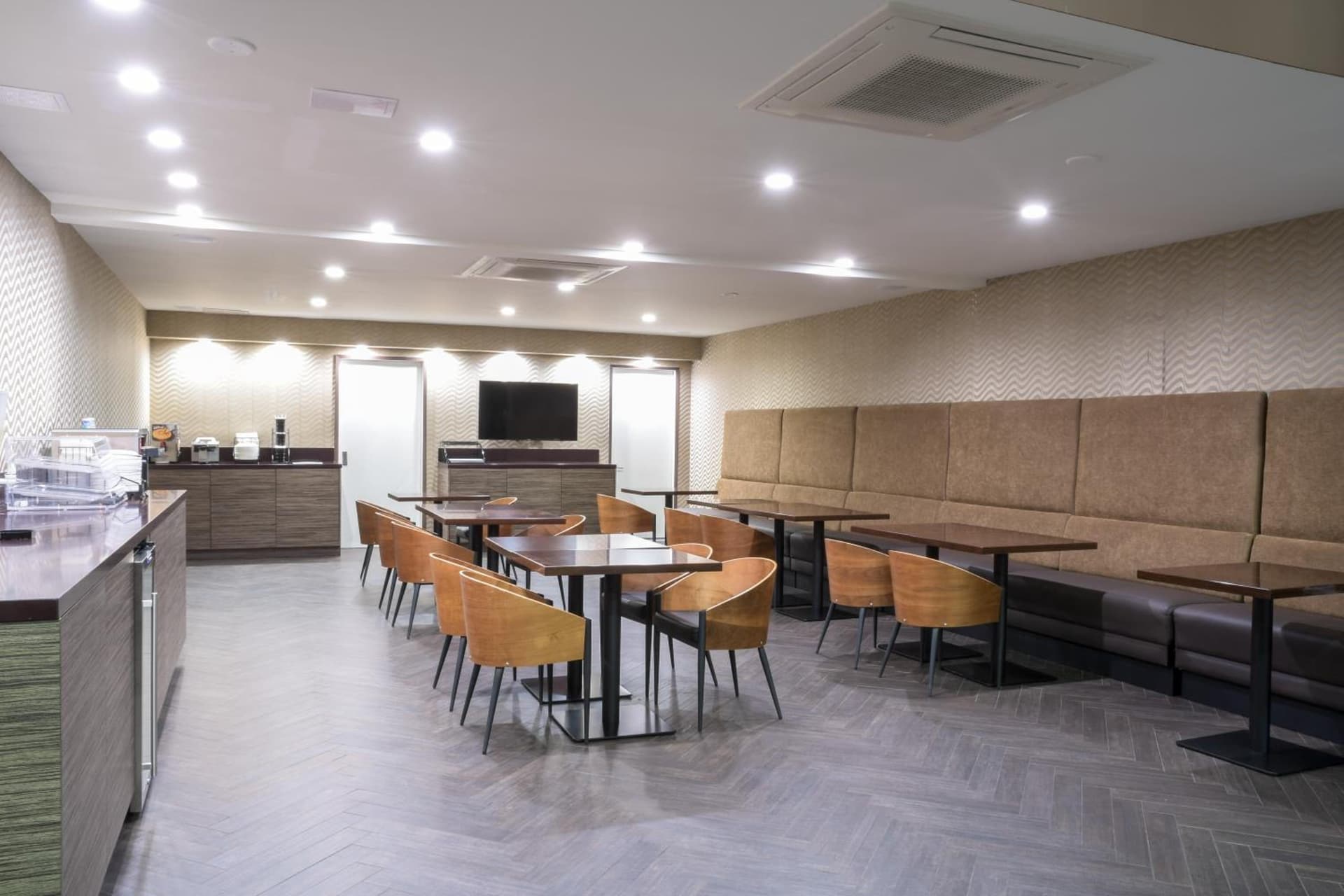 Hotel Xilo Glendale