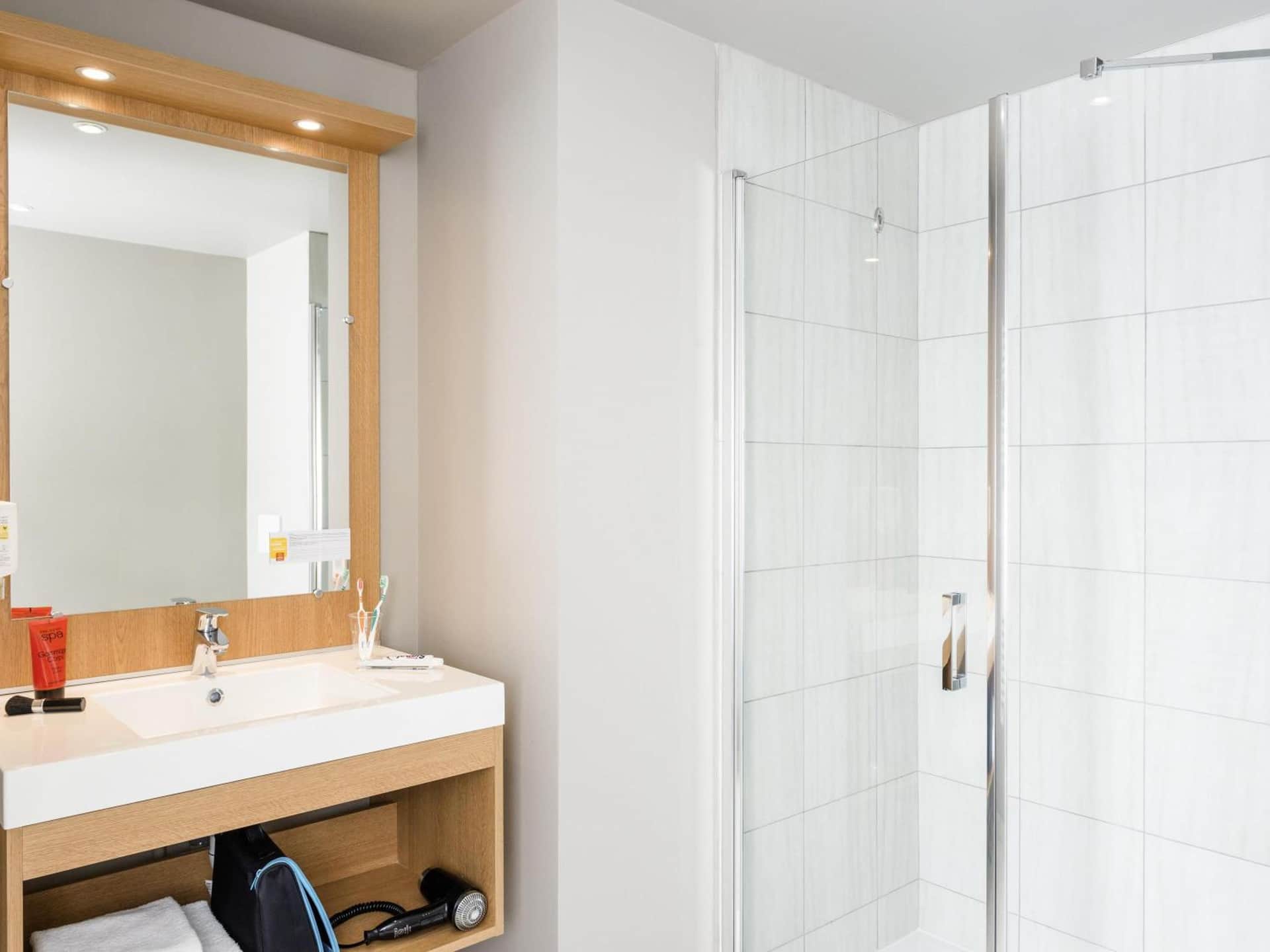 Aparthotel Adagio Access Paris Massy Gare TGV