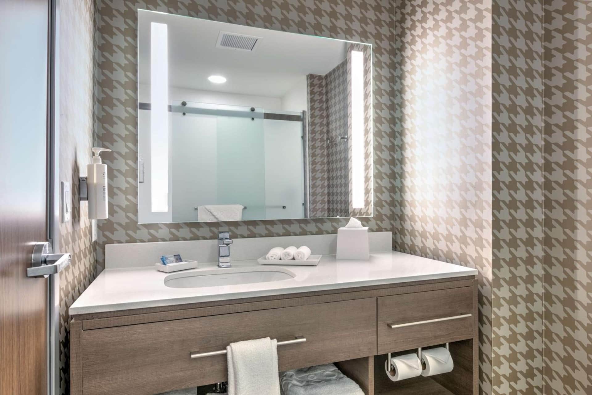 Home2 Suites By Hilton Tulsa Airport