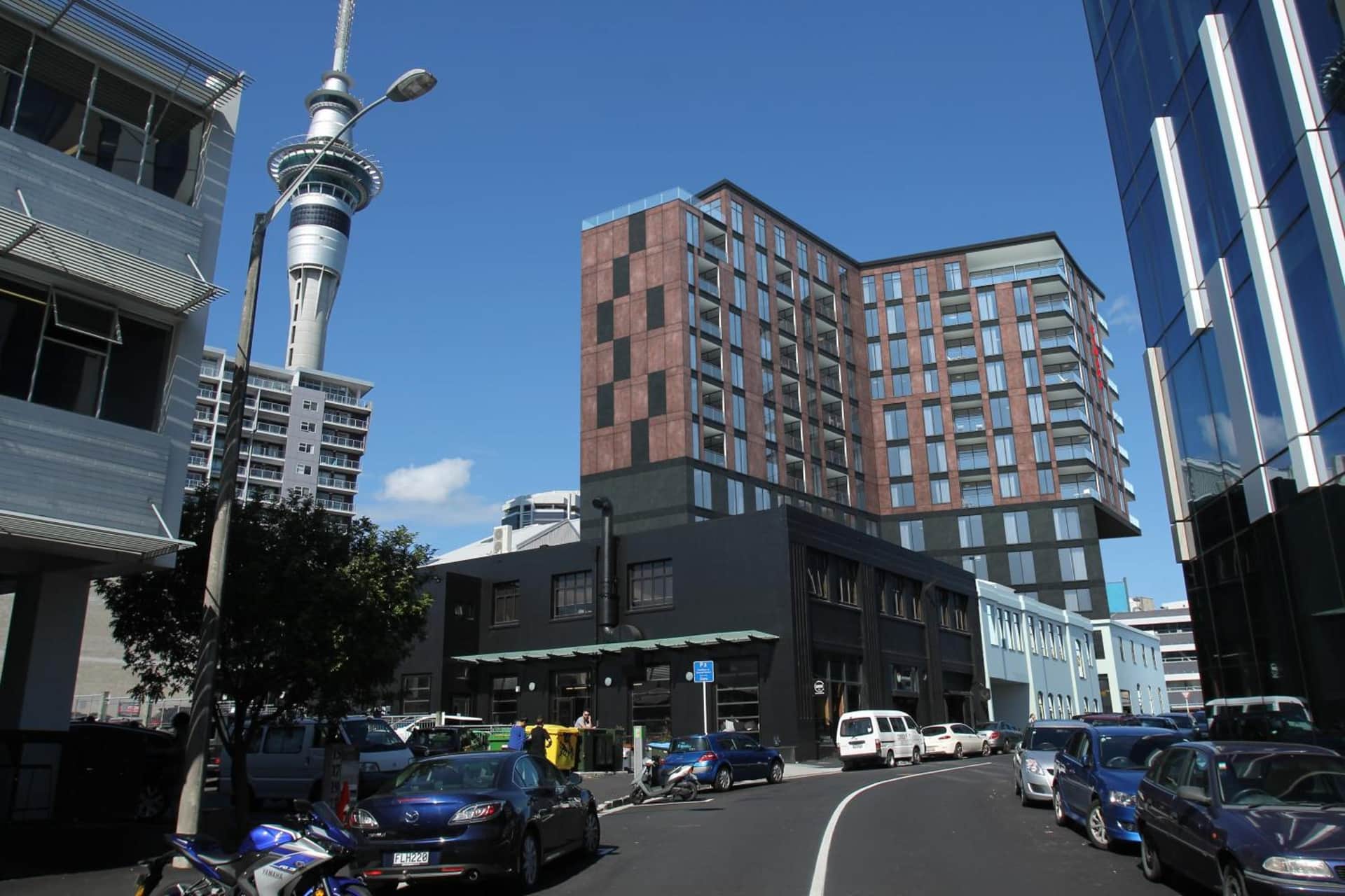 Ramada Suites Victoria Street West